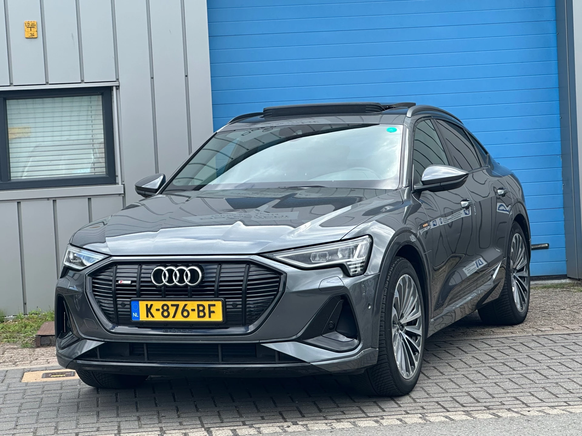 Hoofdafbeelding Audi e-tron
