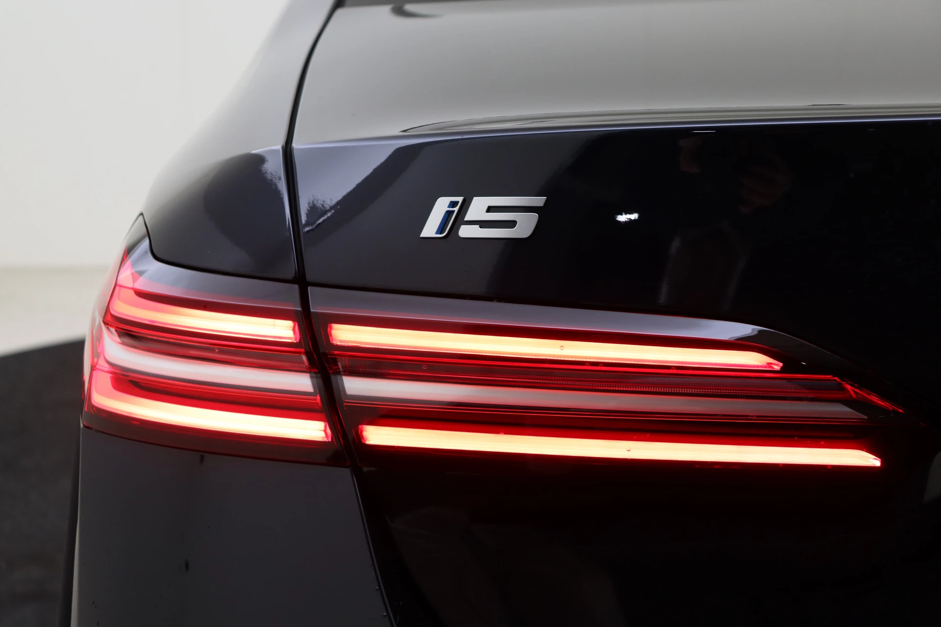 Hoofdafbeelding BMW i5