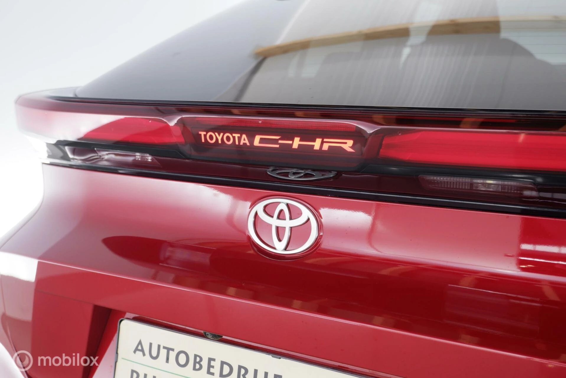 Hoofdafbeelding Toyota C-HR