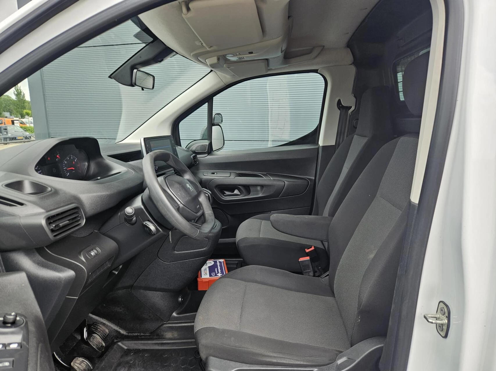 Hoofdafbeelding Peugeot Partner