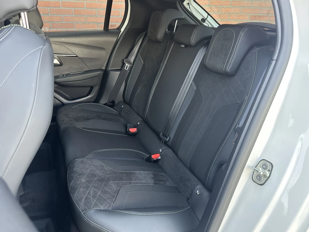 Hoofdafbeelding Peugeot e-208