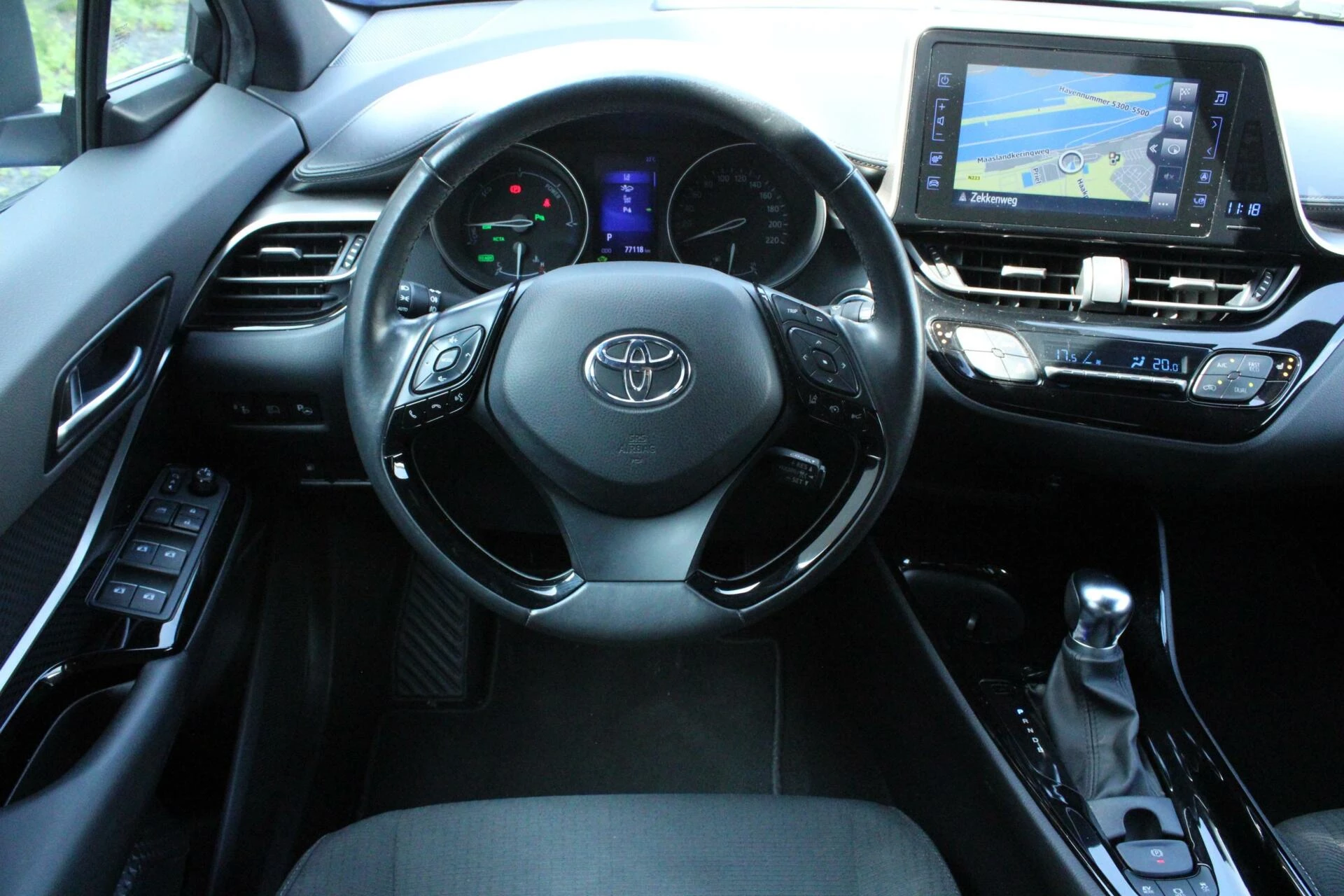 Hoofdafbeelding Toyota C-HR