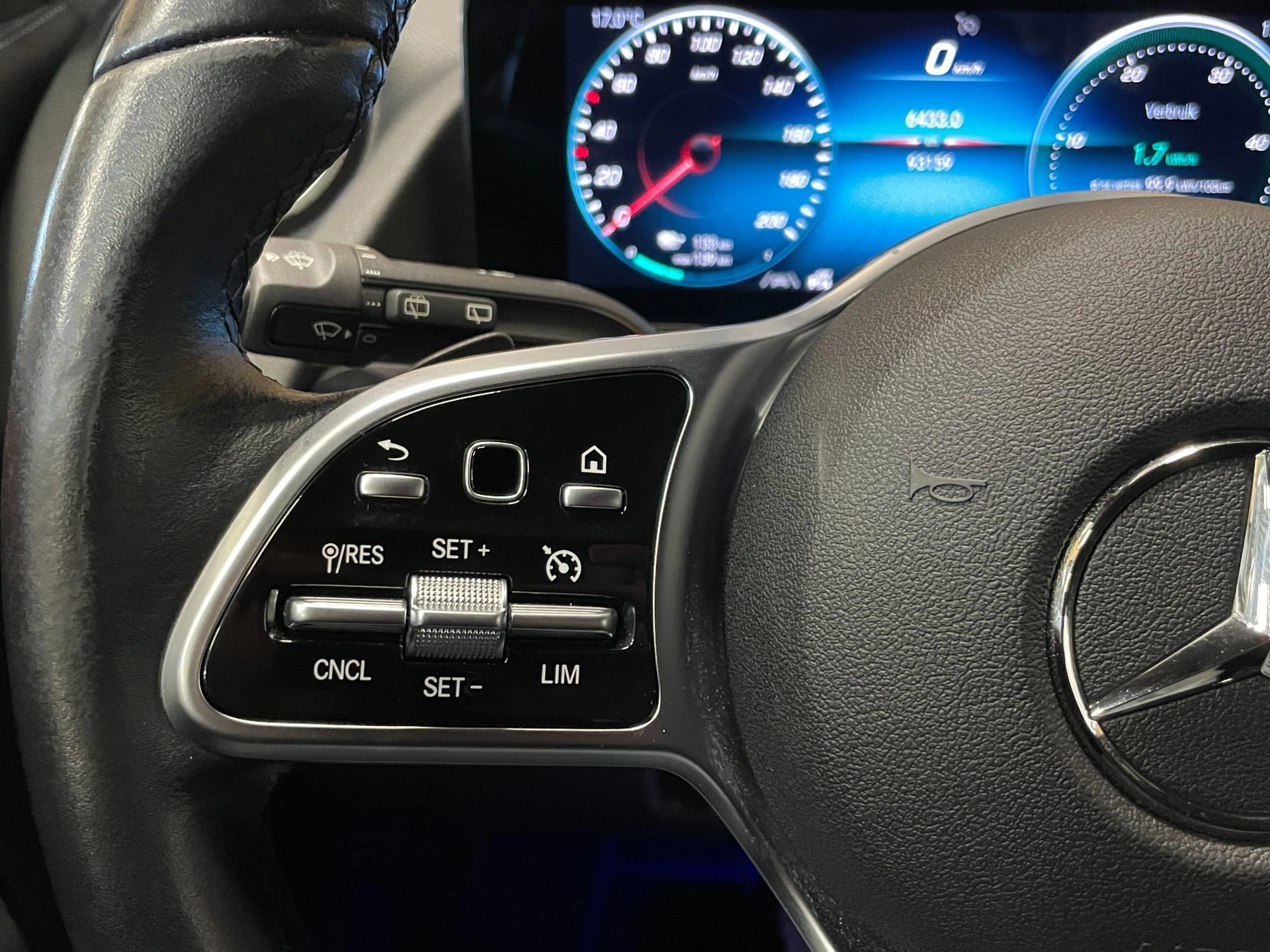 Hoofdafbeelding Mercedes-Benz EQA