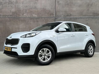 Hoofdafbeelding Kia Sportage Kia Sportage 1.6 GDI First Edition | Airco | Trekhaak | APK 08-2026