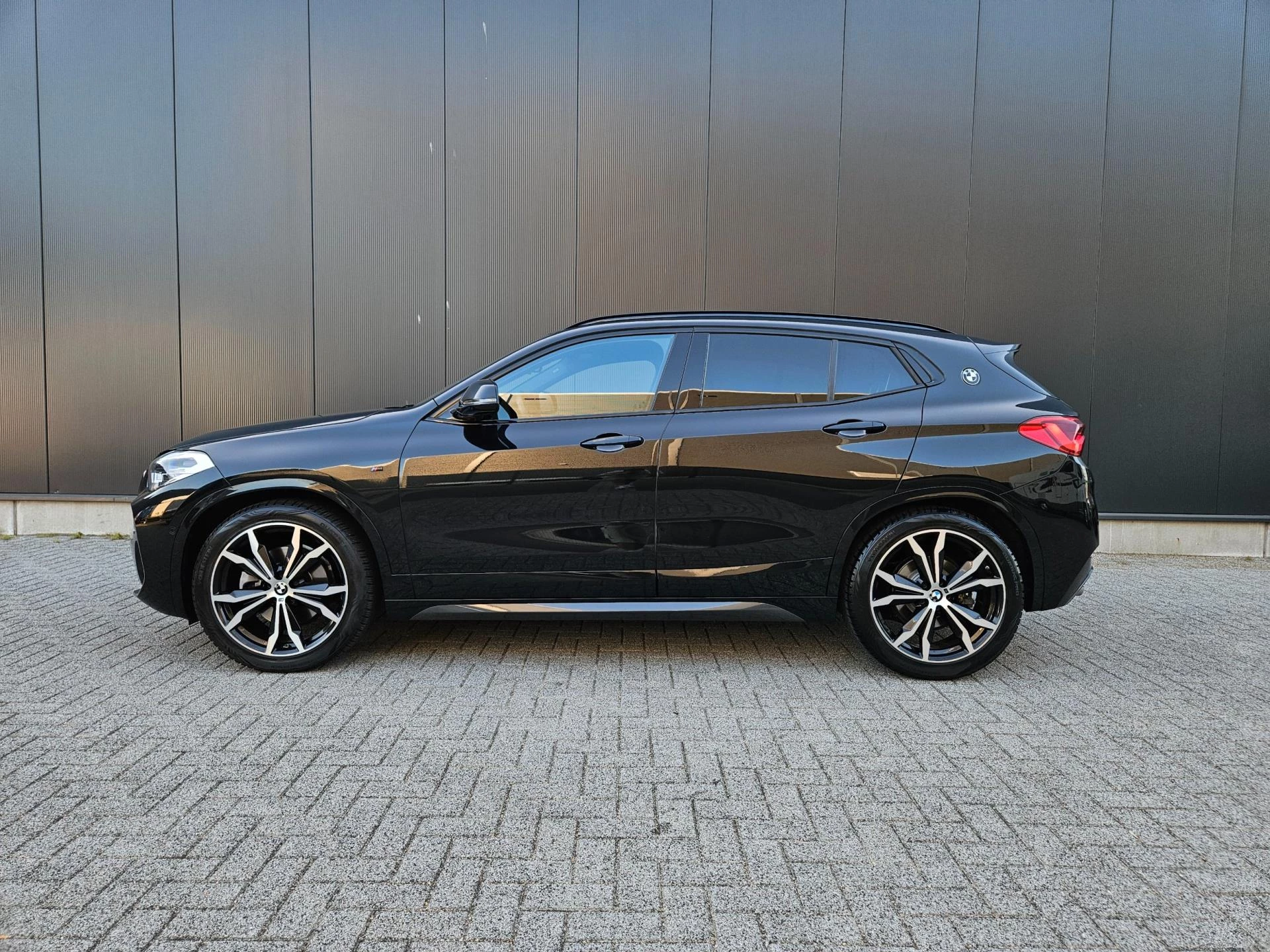 Hoofdafbeelding BMW X2