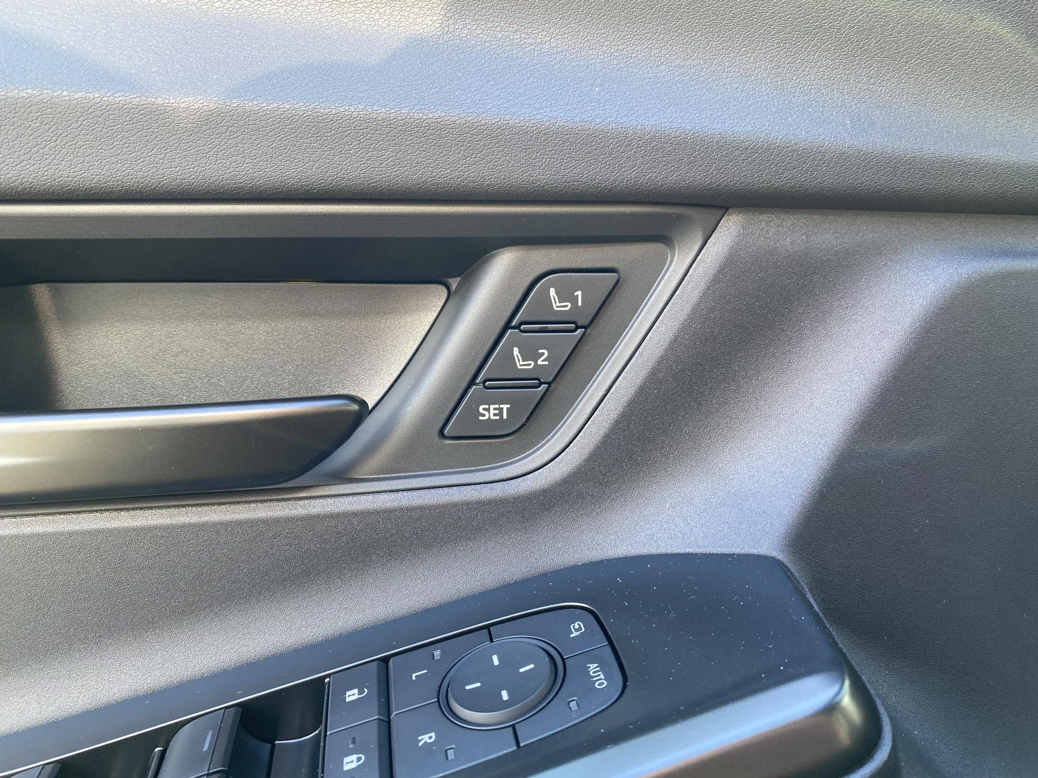 Hoofdafbeelding Toyota bZ4X