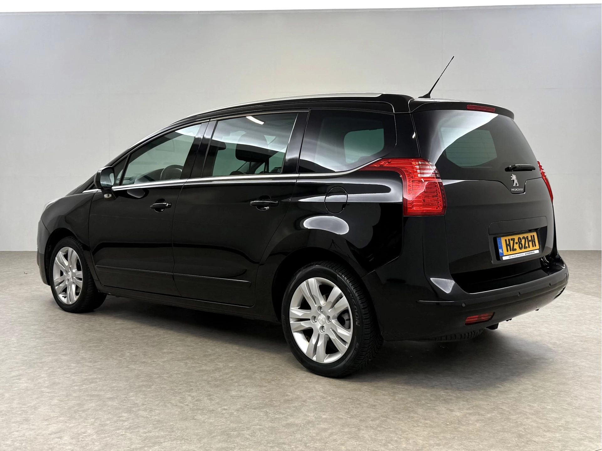 Hoofdafbeelding Peugeot 5008