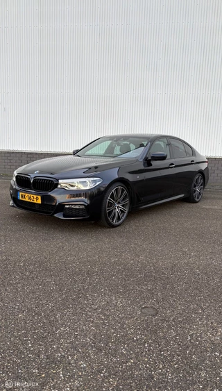 BMW 540i M-Pakket – Schuifdak , Carbon Schwarz