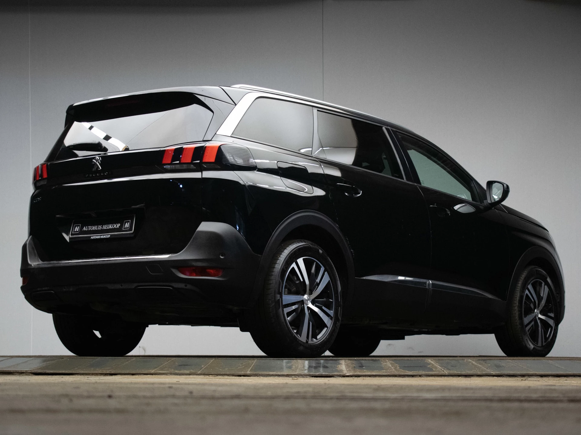Hoofdafbeelding Peugeot 5008
