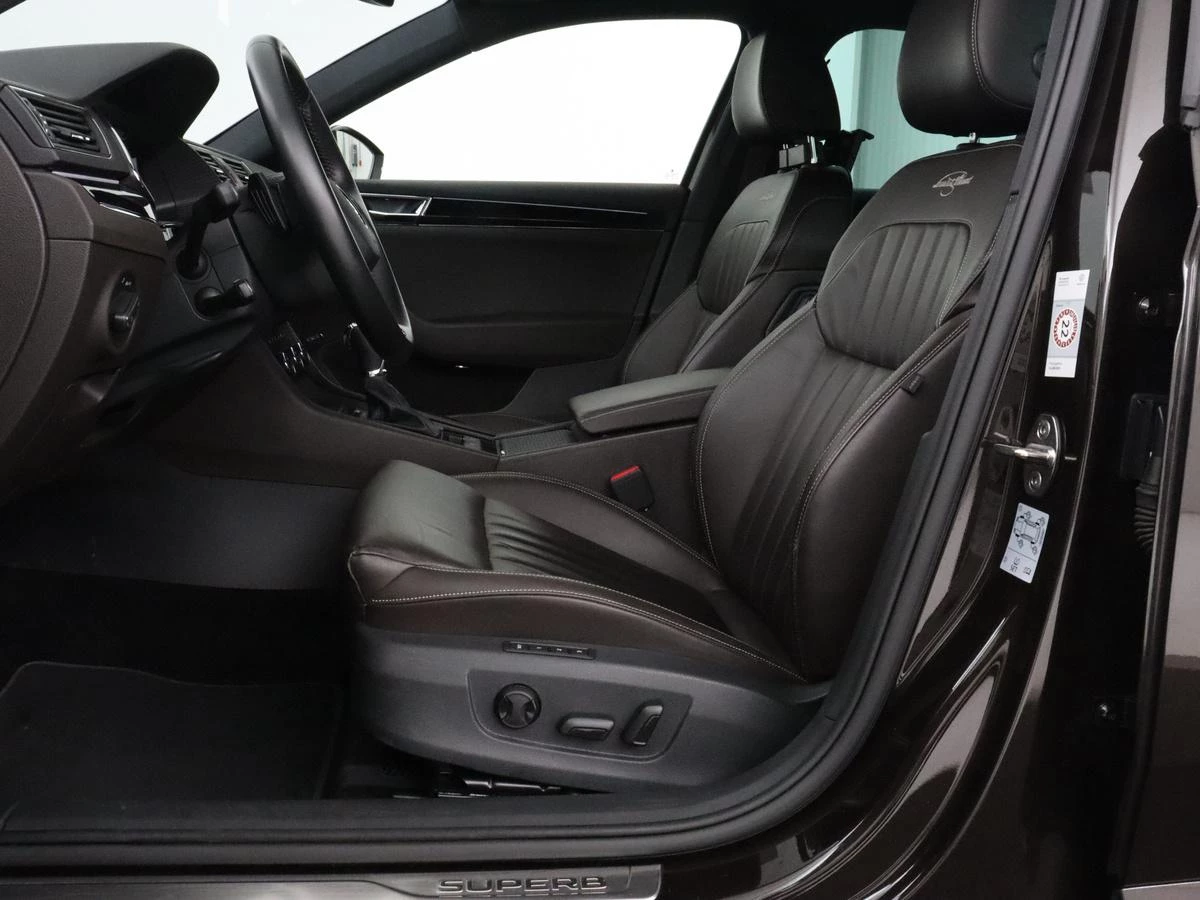 Hoofdafbeelding Škoda Superb