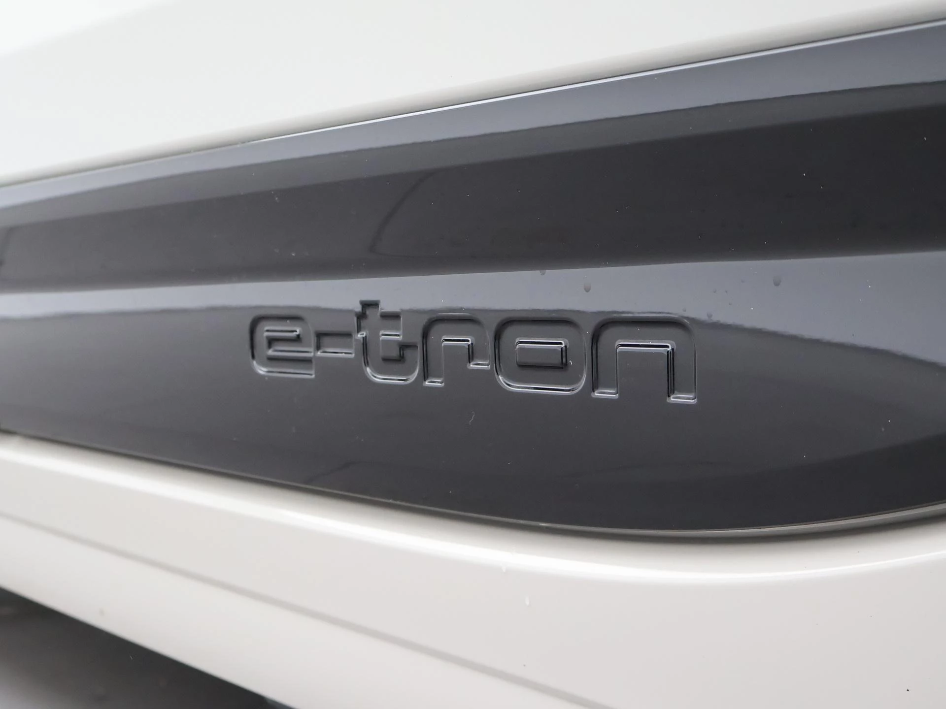 Hoofdafbeelding Audi A6 Avant e-tron