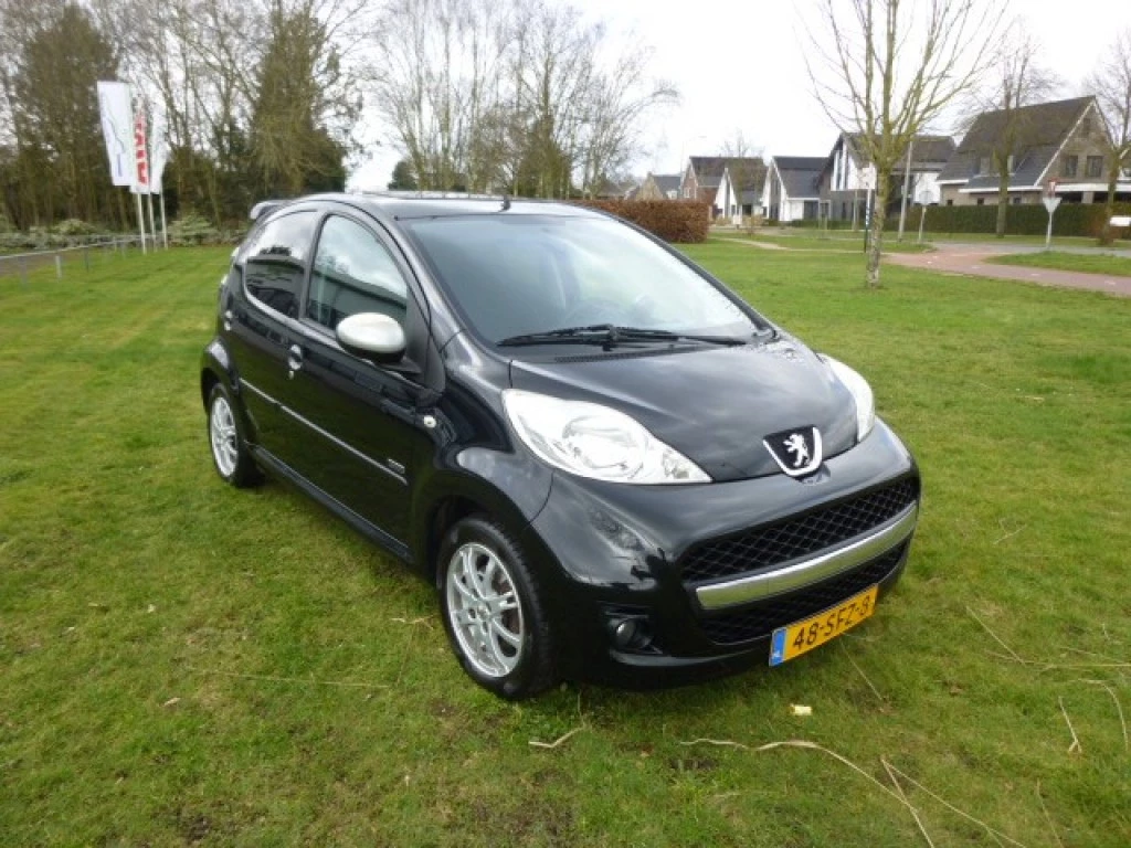 Hoofdafbeelding Peugeot 107