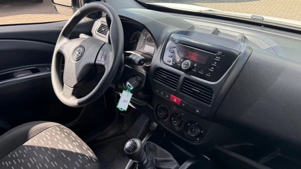 Hoofdafbeelding Opel Combo