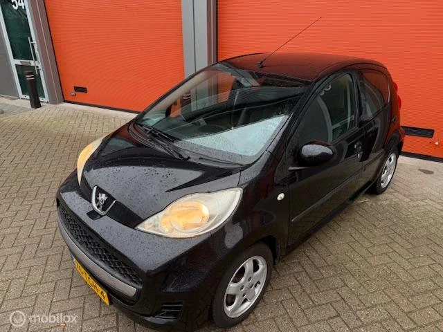 Hoofdafbeelding Peugeot 107