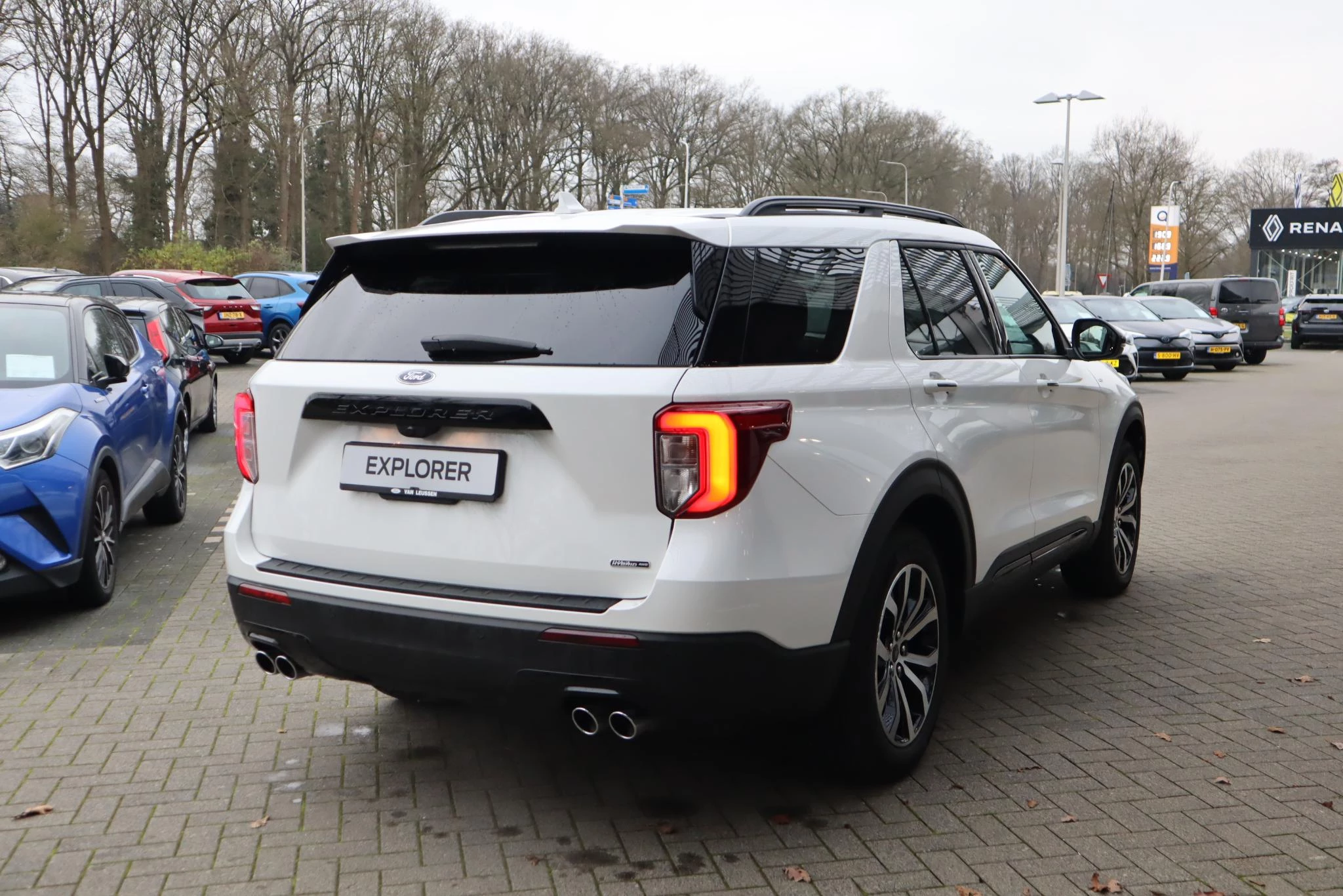 Hoofdafbeelding Ford Explorer