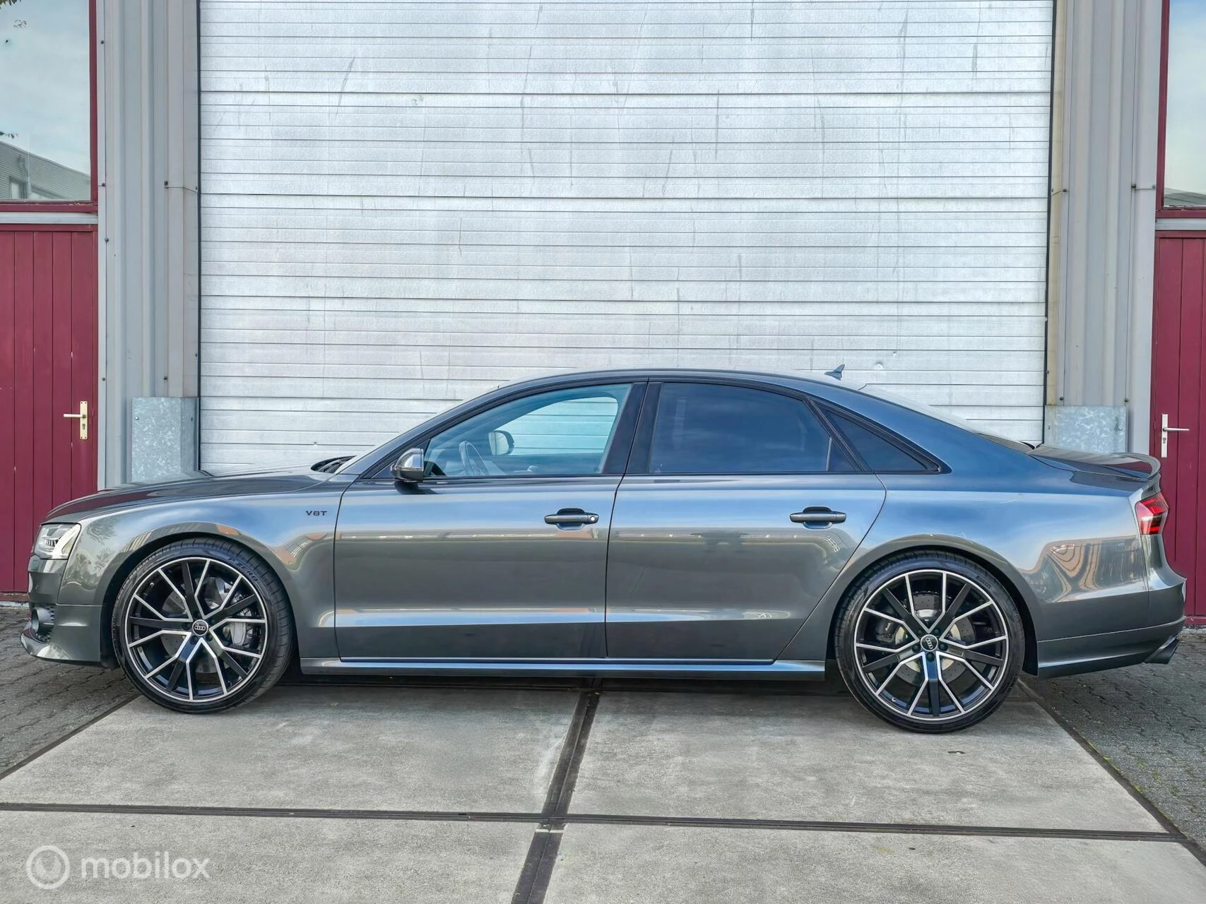 Hoofdafbeelding Audi S8
