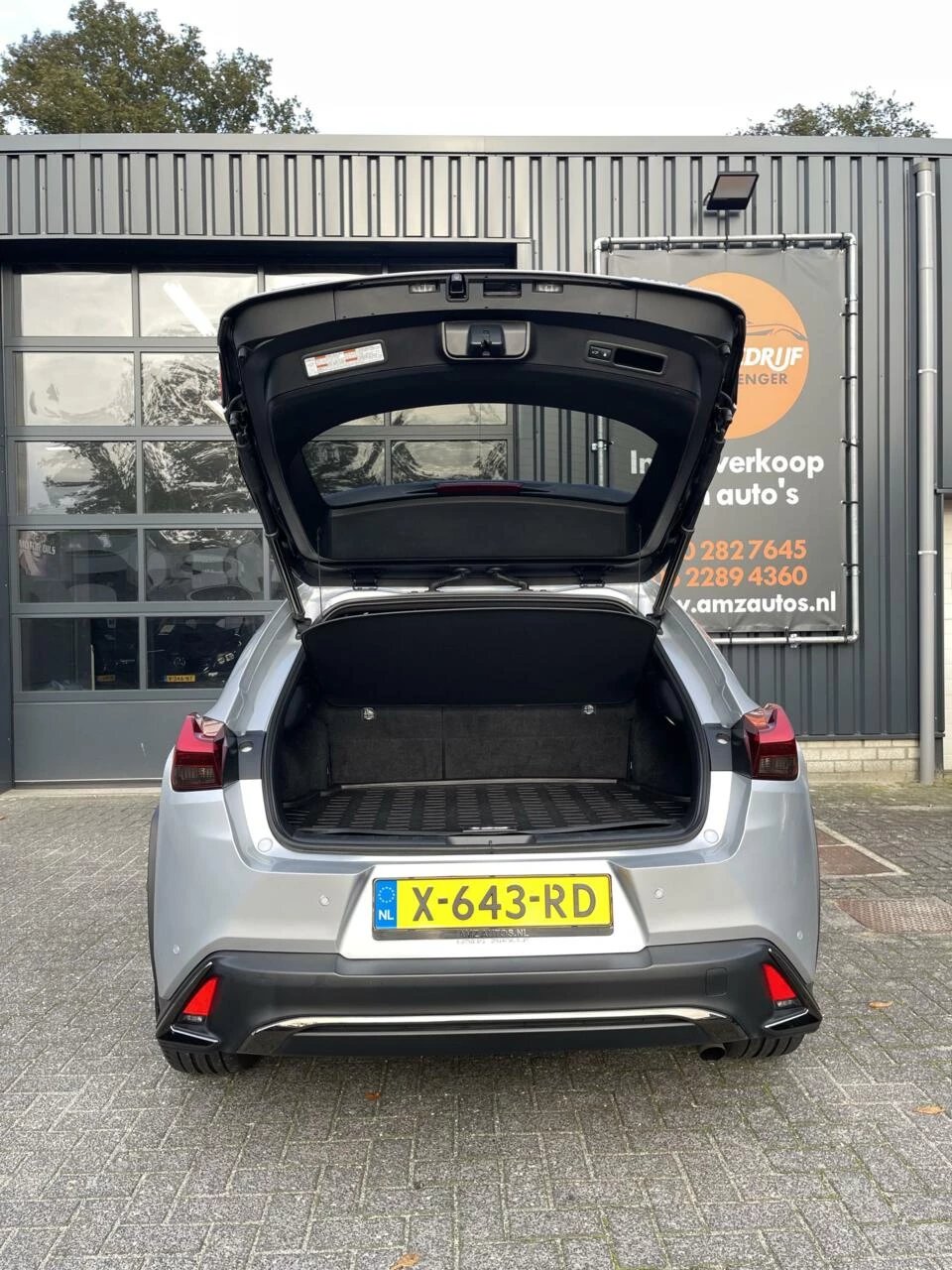 Hoofdafbeelding Lexus UX