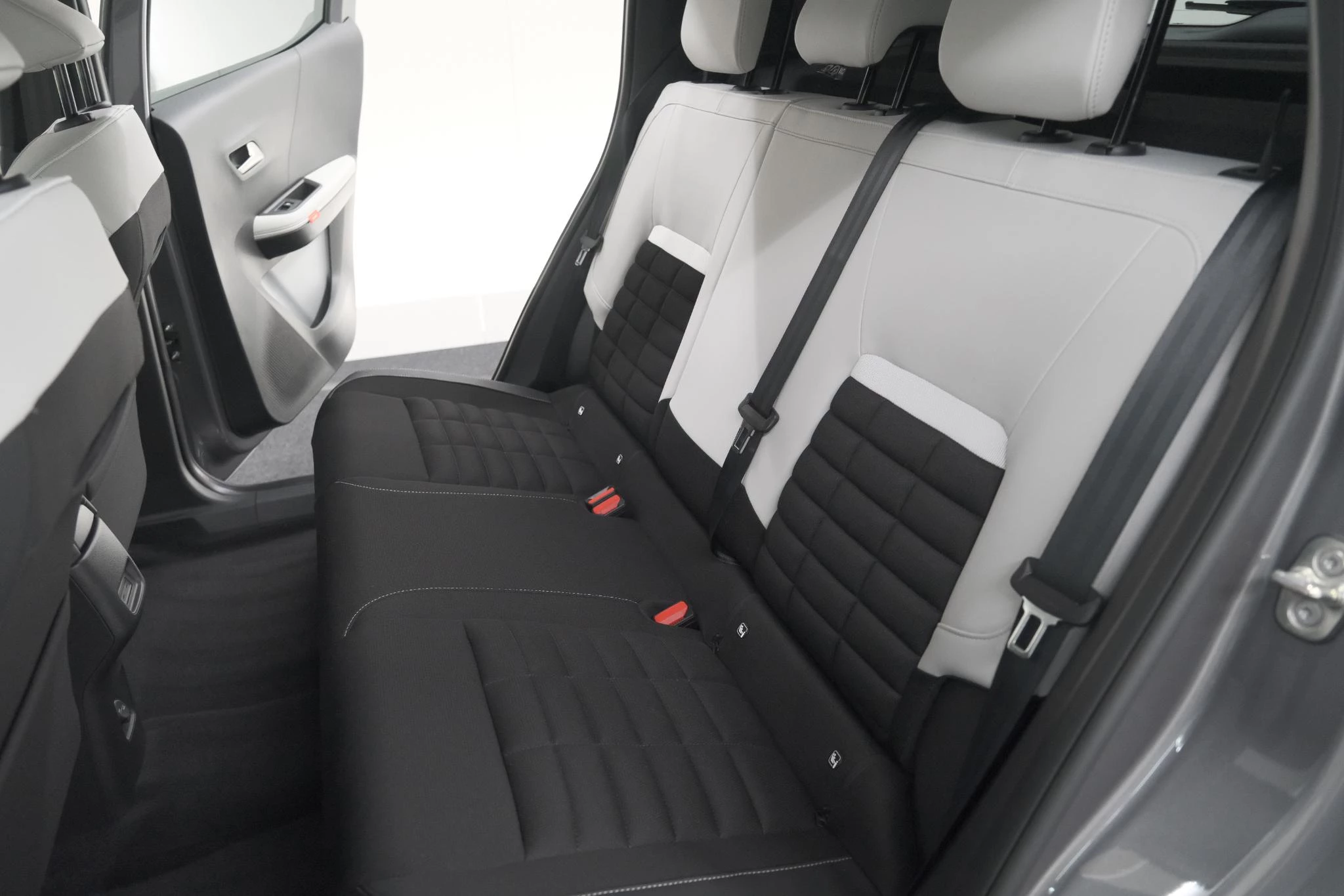 Hoofdafbeelding Citroën ë-C3 Aircross