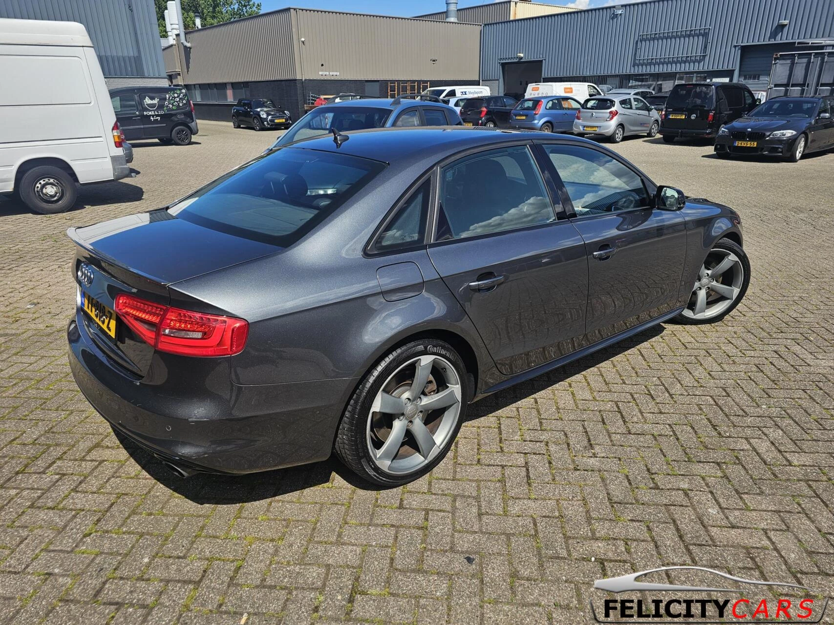 Hoofdafbeelding Audi A4