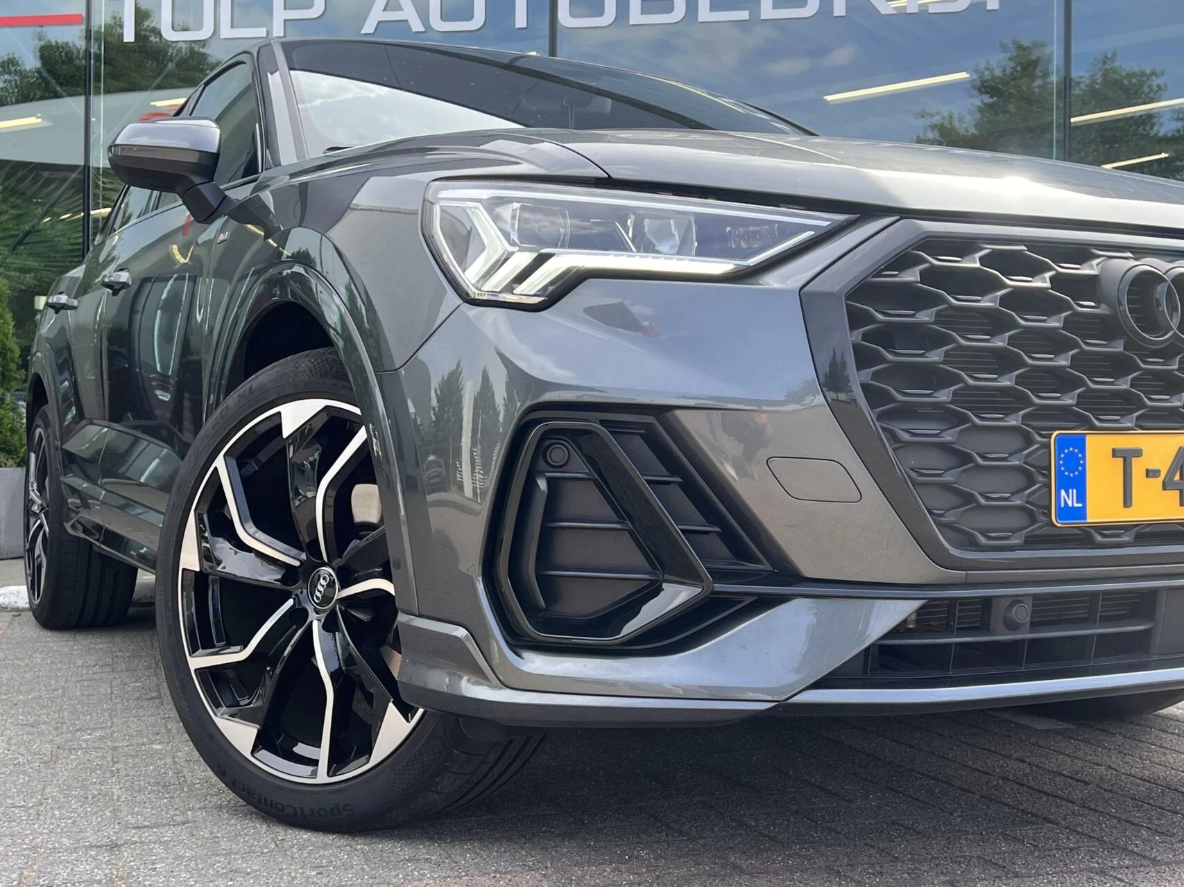 Hoofdafbeelding Audi Q3