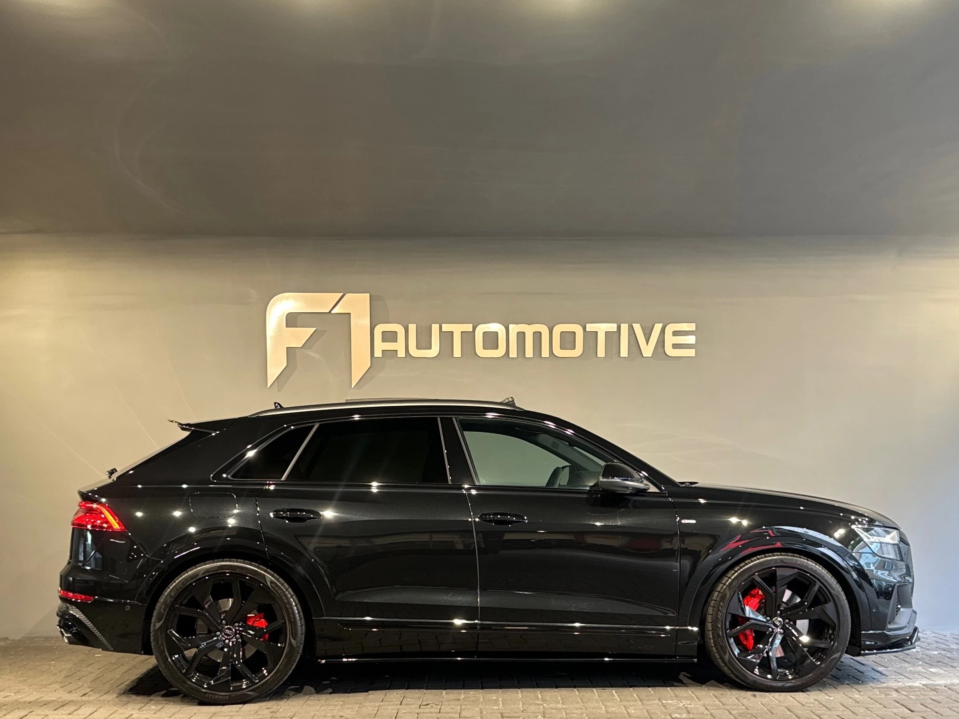 Hoofdafbeelding Audi Q8
