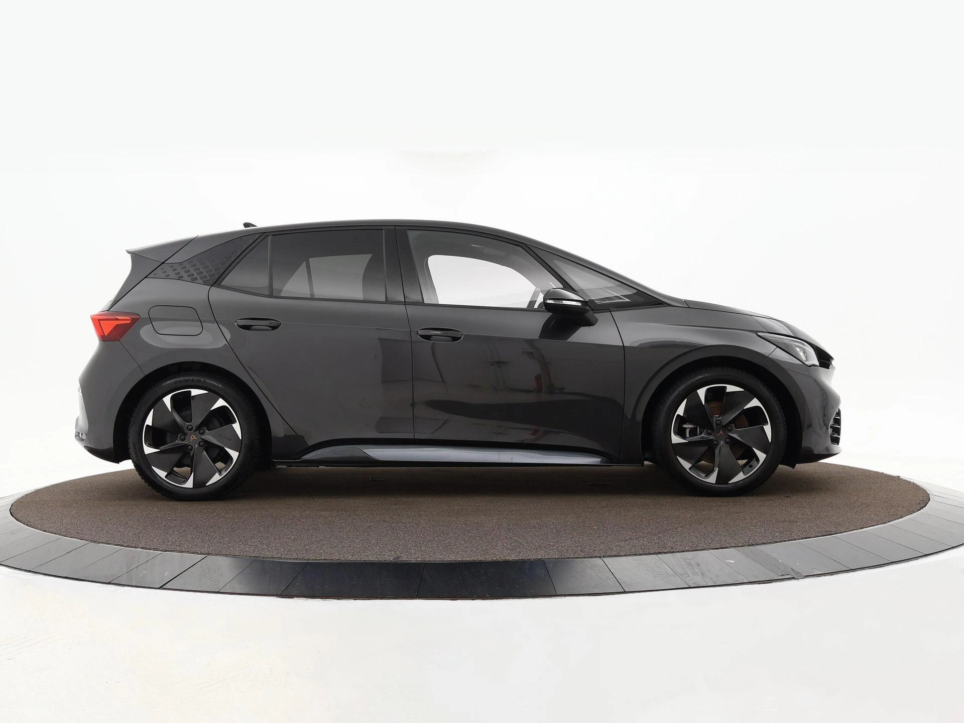 Hoofdafbeelding CUPRA Born