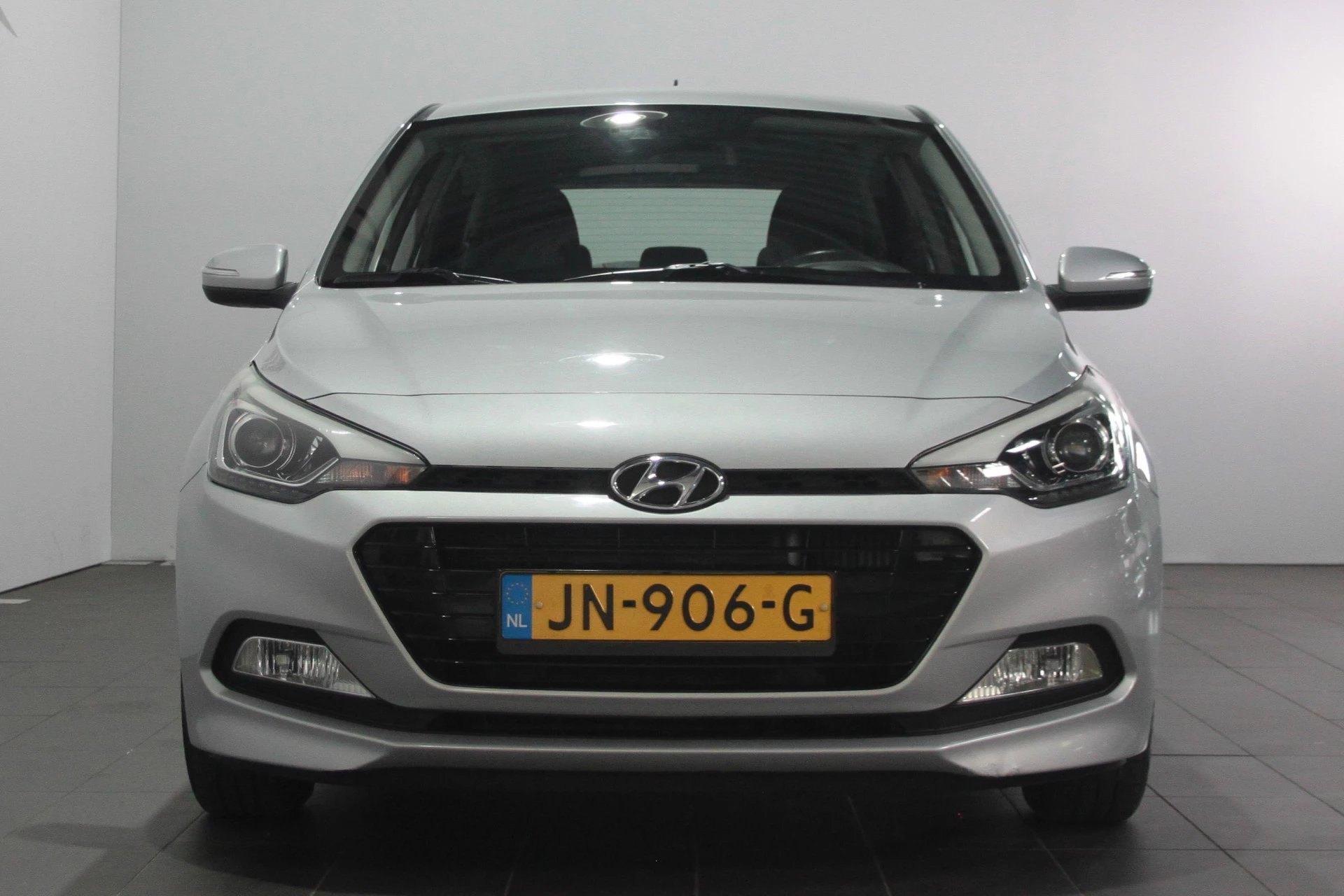 Hoofdafbeelding Hyundai i20