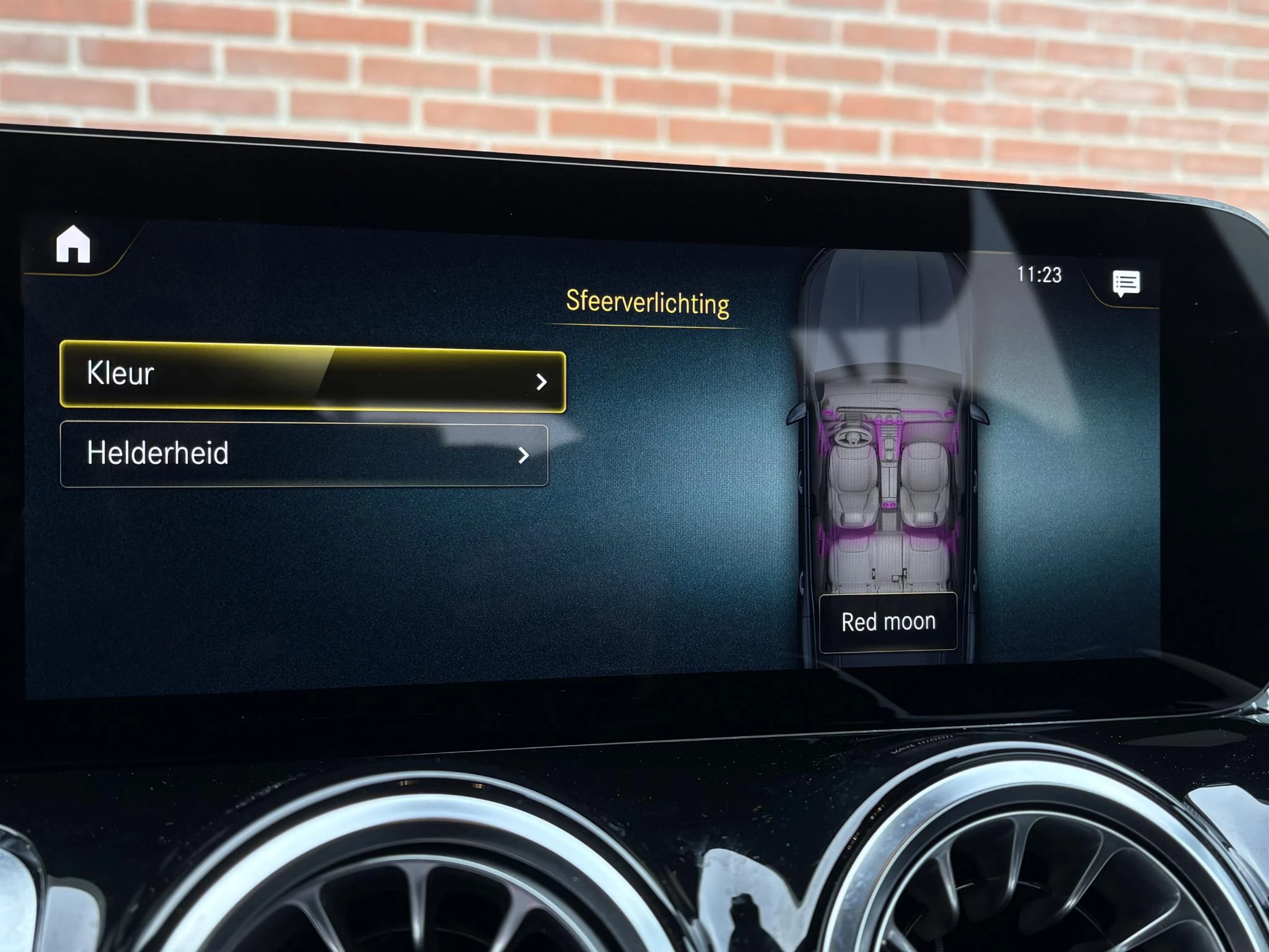 Hoofdafbeelding Mercedes-Benz EQB