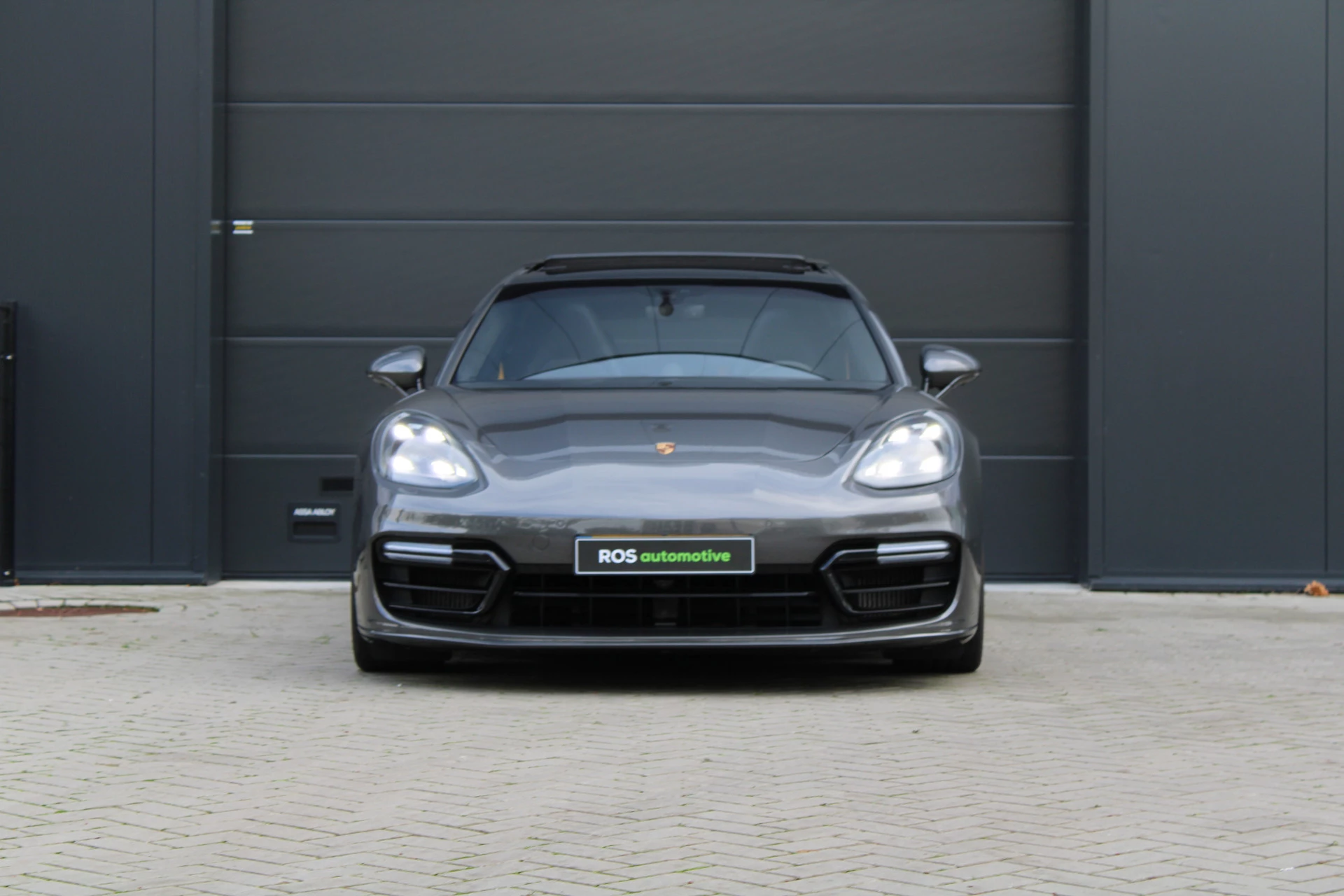 Hoofdafbeelding Porsche Panamera