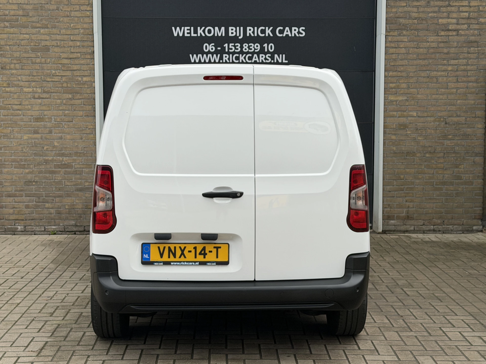 Hoofdafbeelding Peugeot Partner