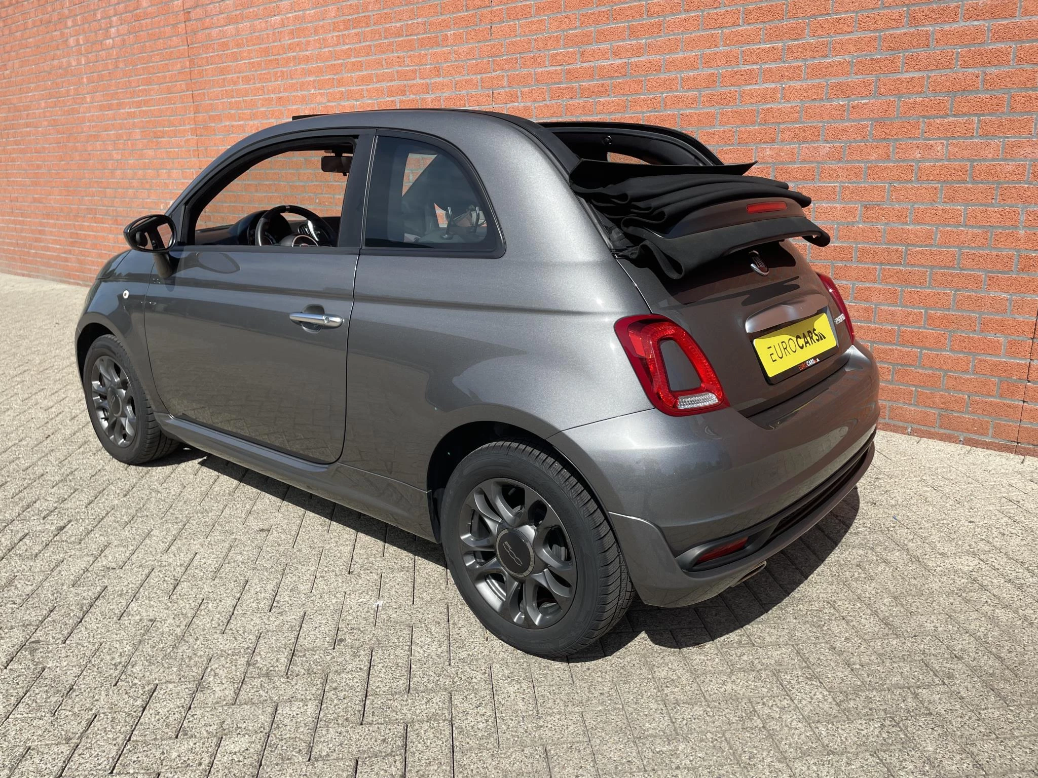 Hoofdafbeelding Fiat 500C