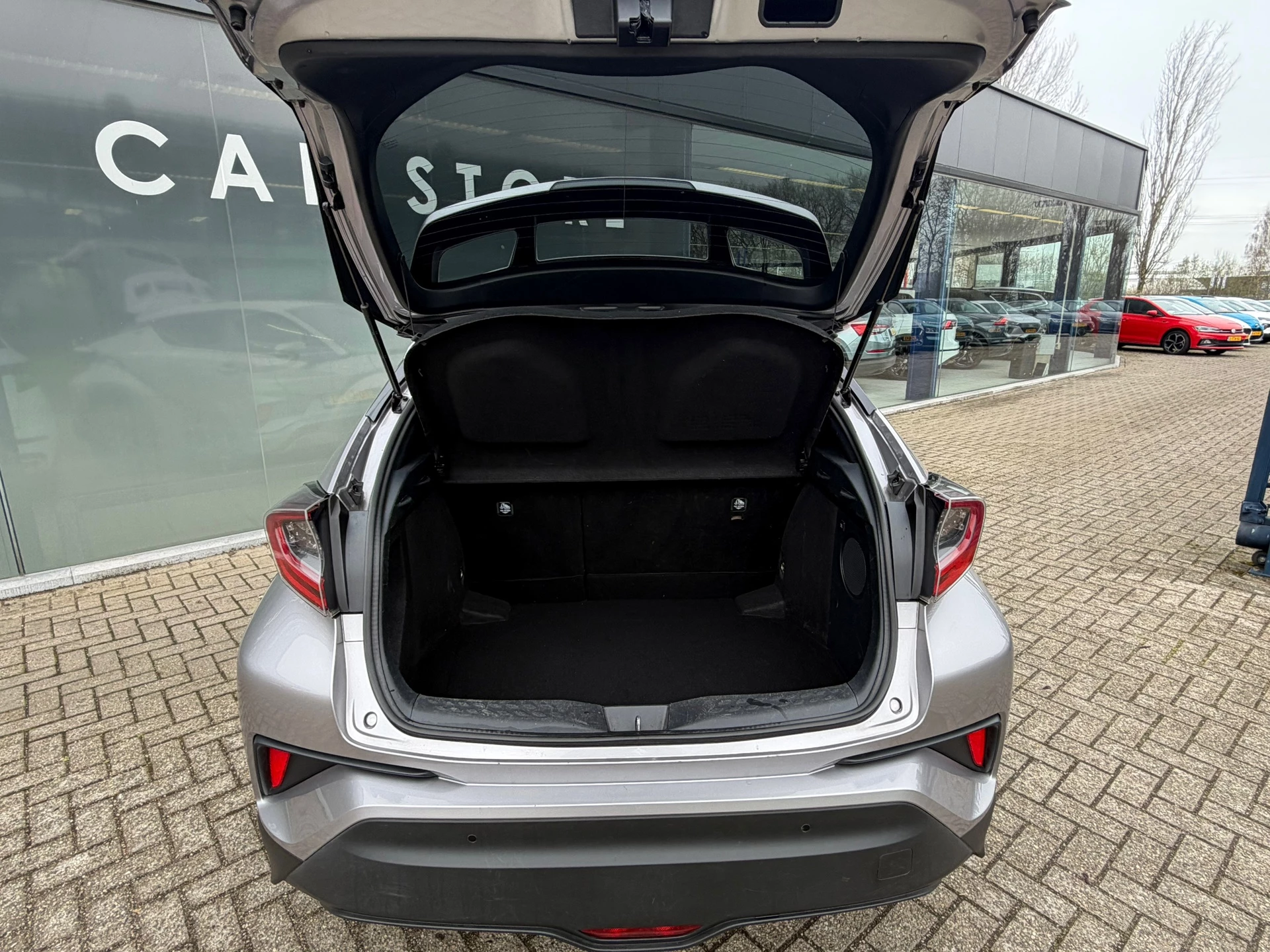 Hoofdafbeelding Toyota C-HR