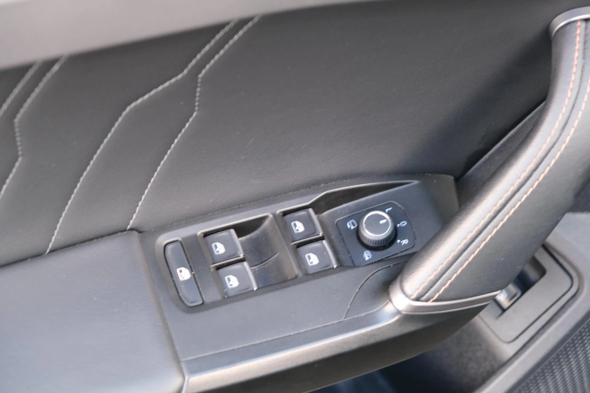 Hoofdafbeelding CUPRA Leon