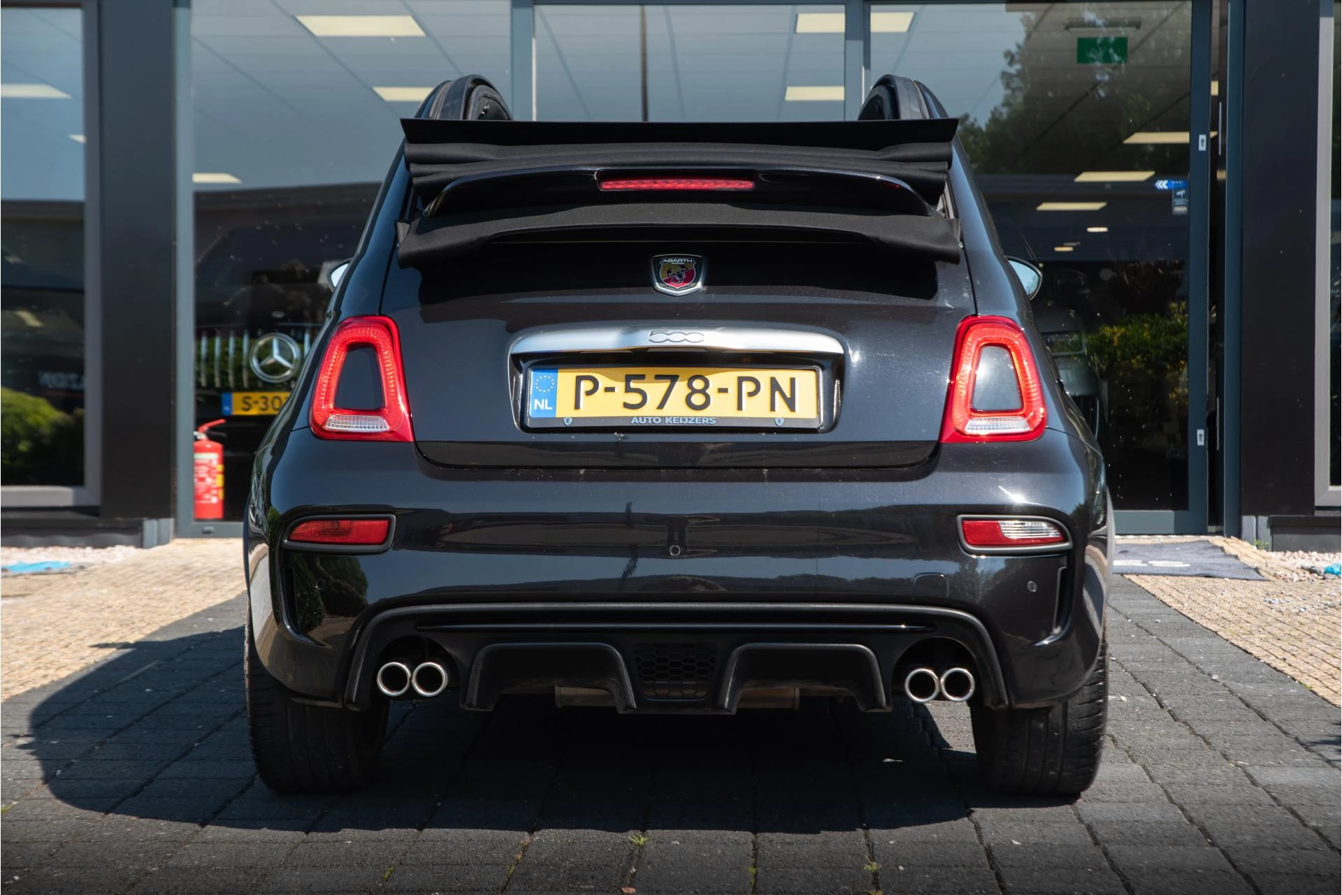 Hoofdafbeelding Fiat 500C