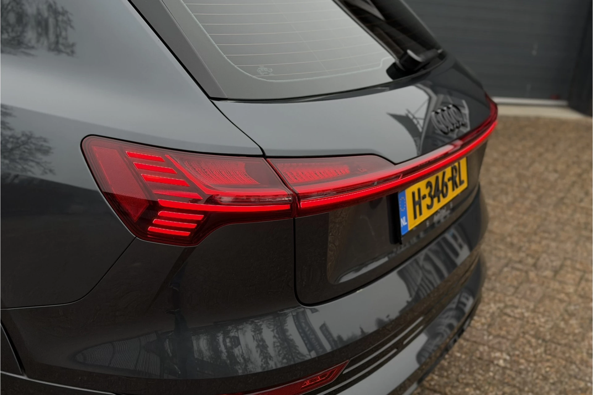 Hoofdafbeelding Audi e-tron