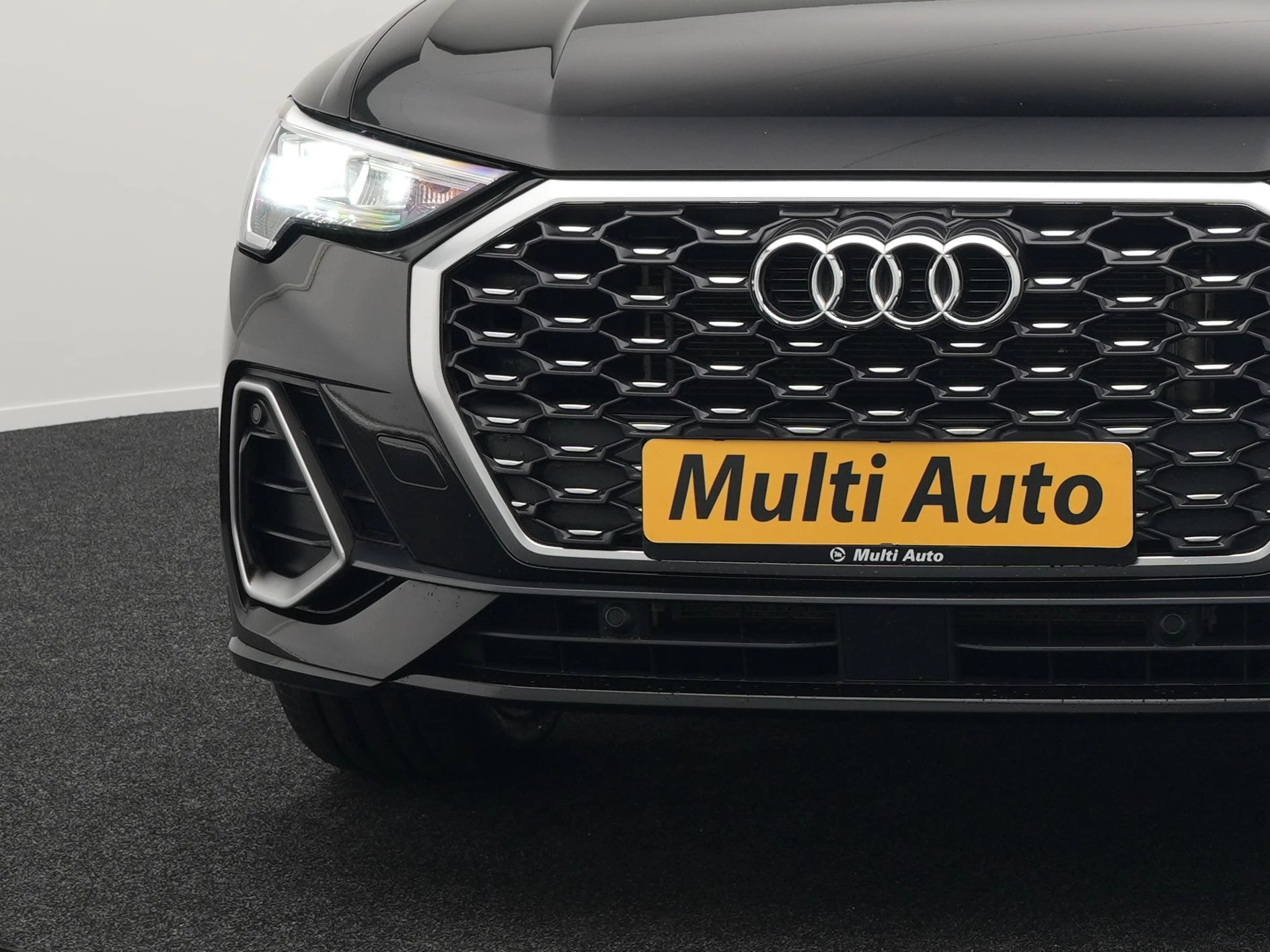 Hoofdafbeelding Audi Q3