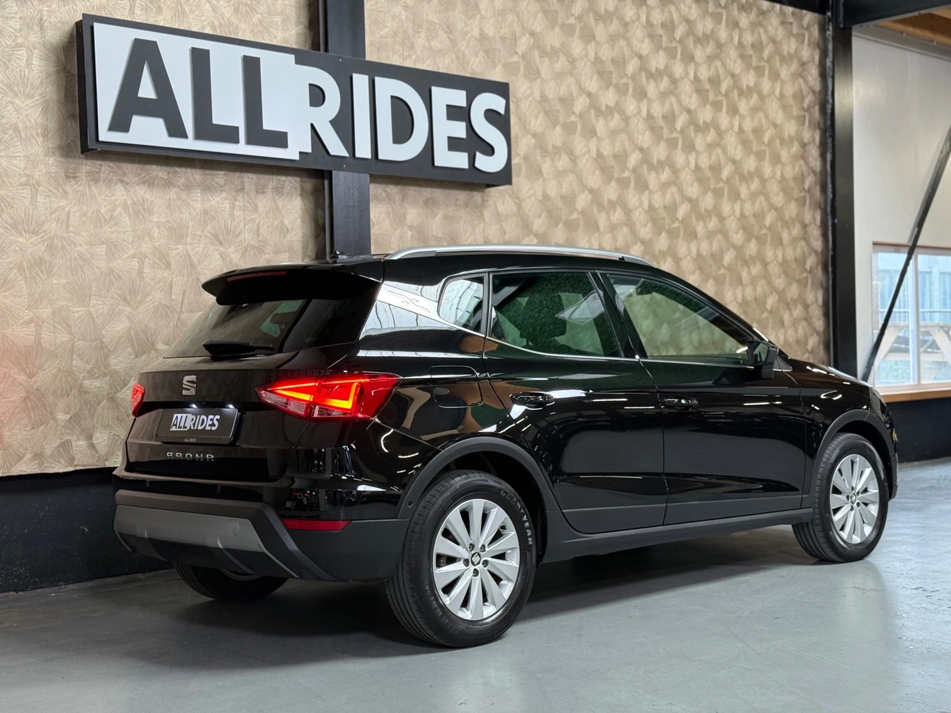 Hoofdafbeelding SEAT Arona