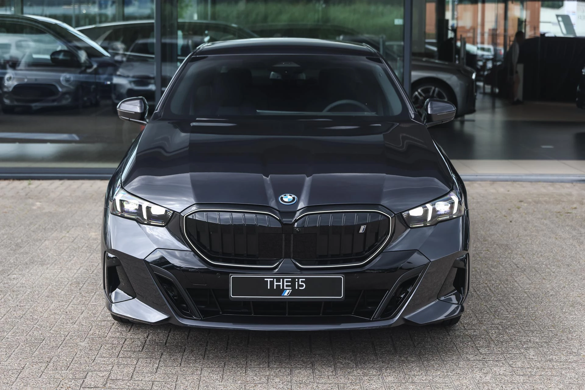 Hoofdafbeelding BMW i5
