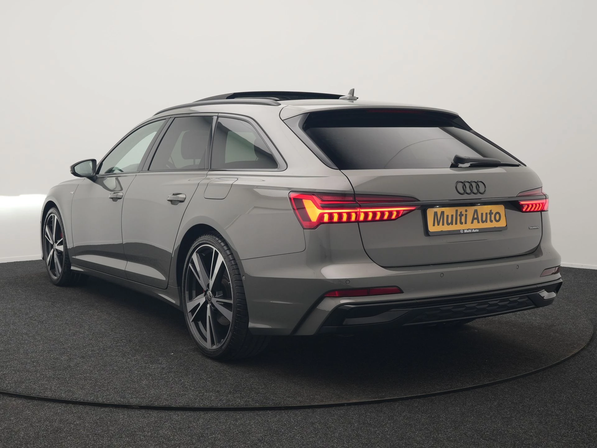 Hoofdafbeelding Audi A6