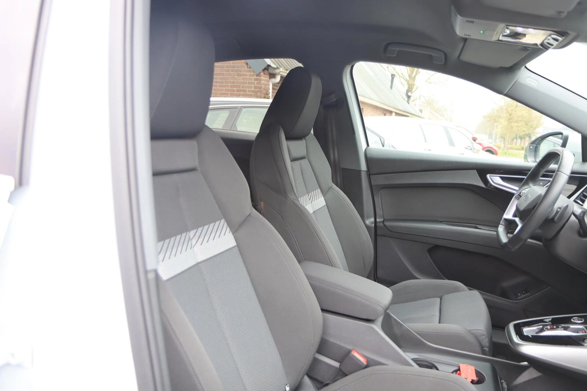 Hoofdafbeelding Audi Q4 Sportback e-tro