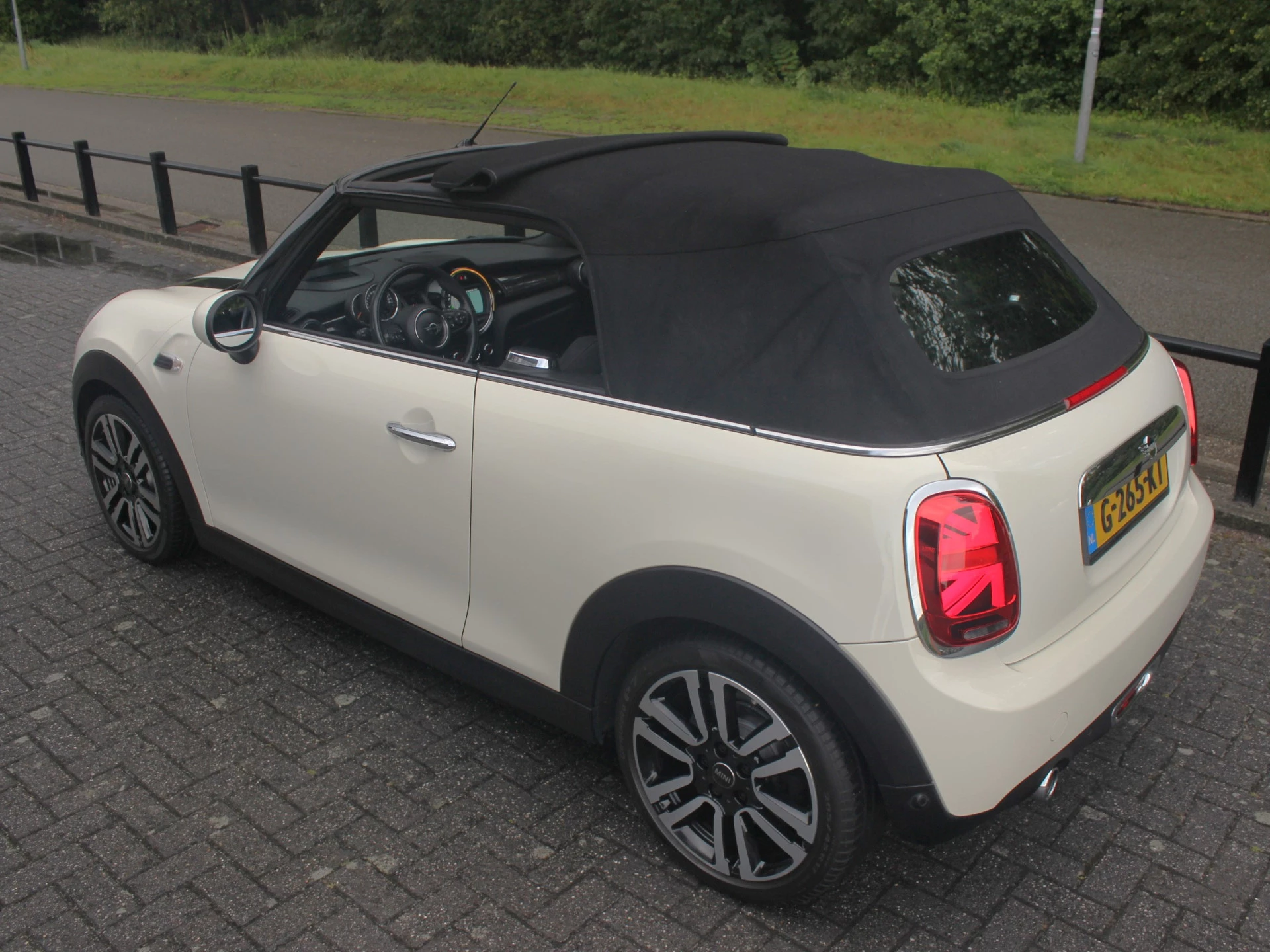 Hoofdafbeelding MINI Cooper Cabrio