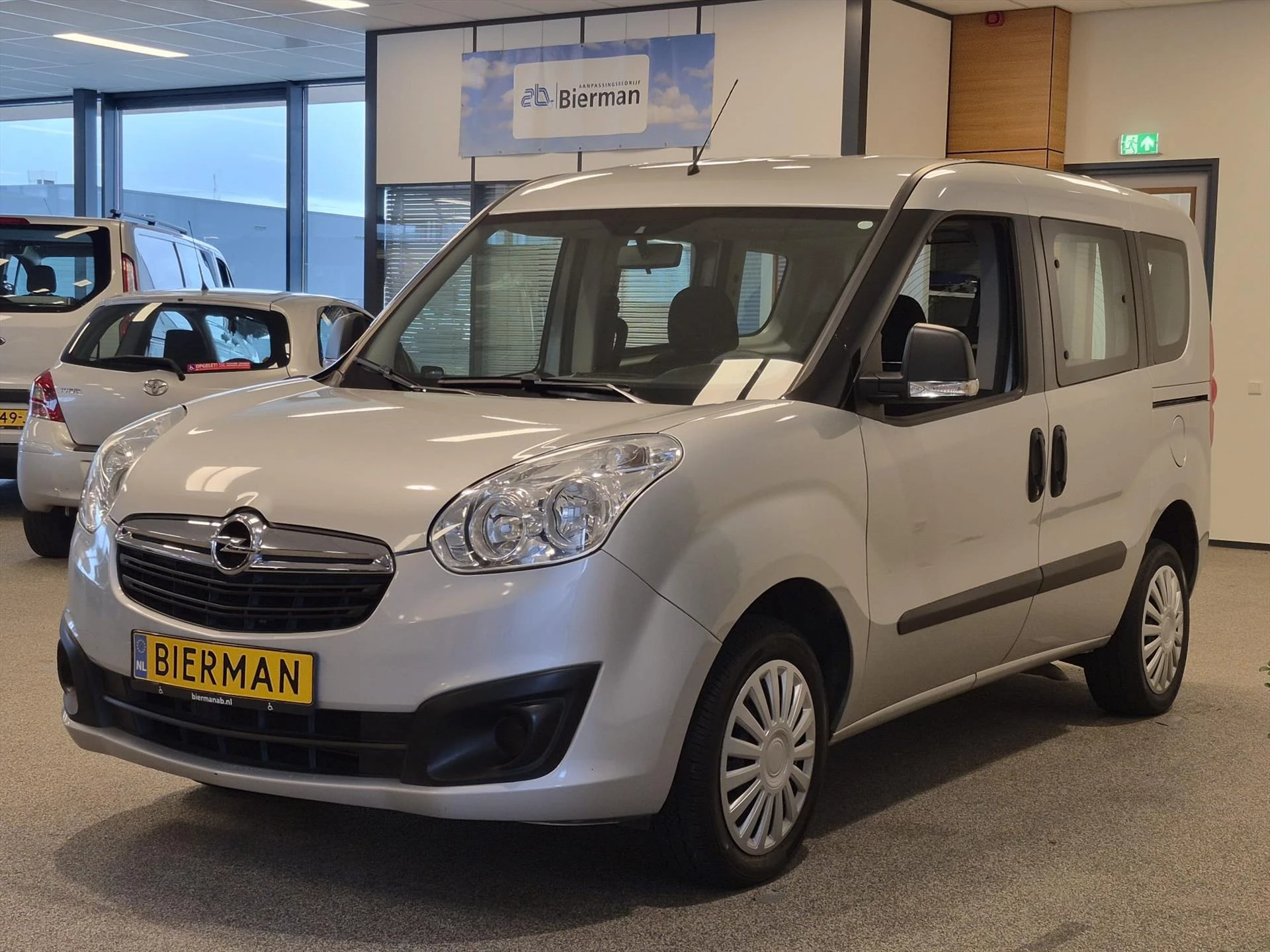 Hoofdafbeelding Opel Combo