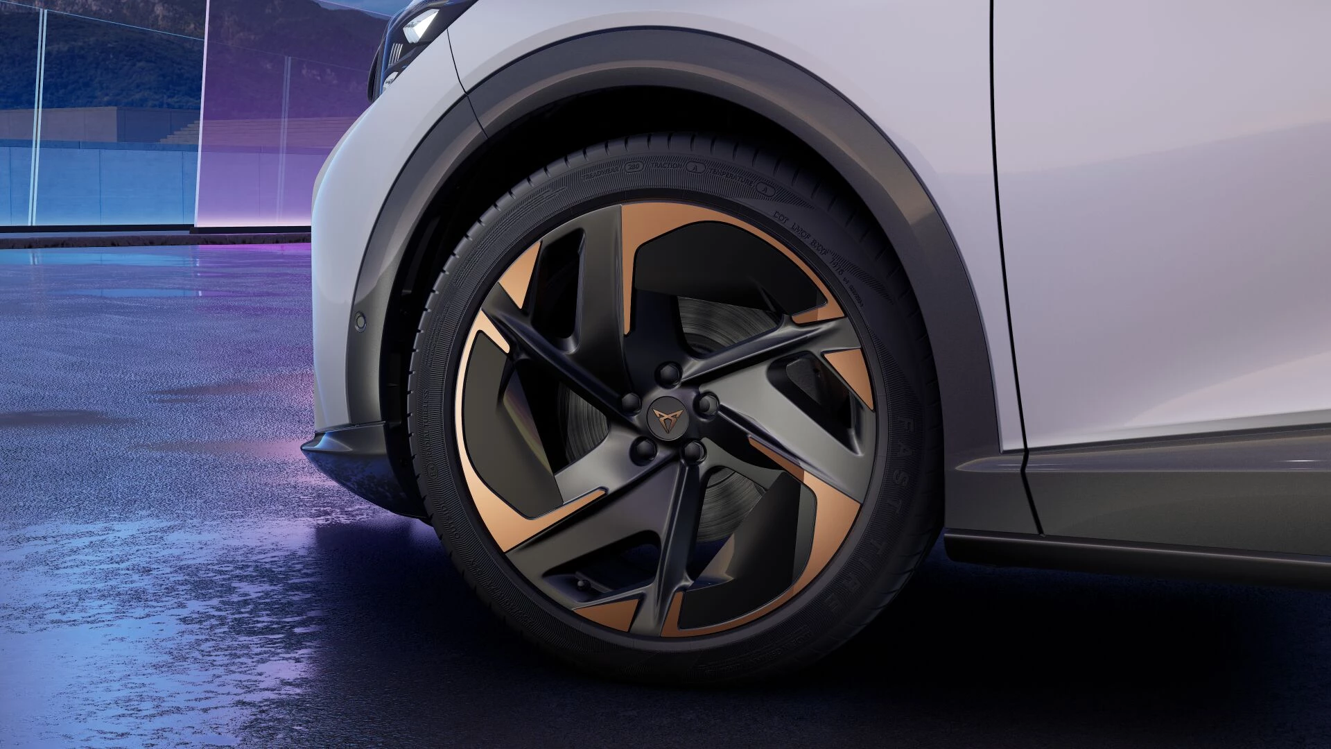 Hoofdafbeelding CUPRA Tavascan