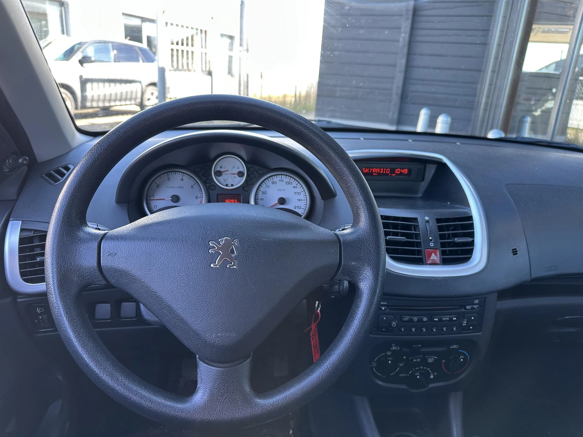 Hoofdafbeelding Peugeot 206