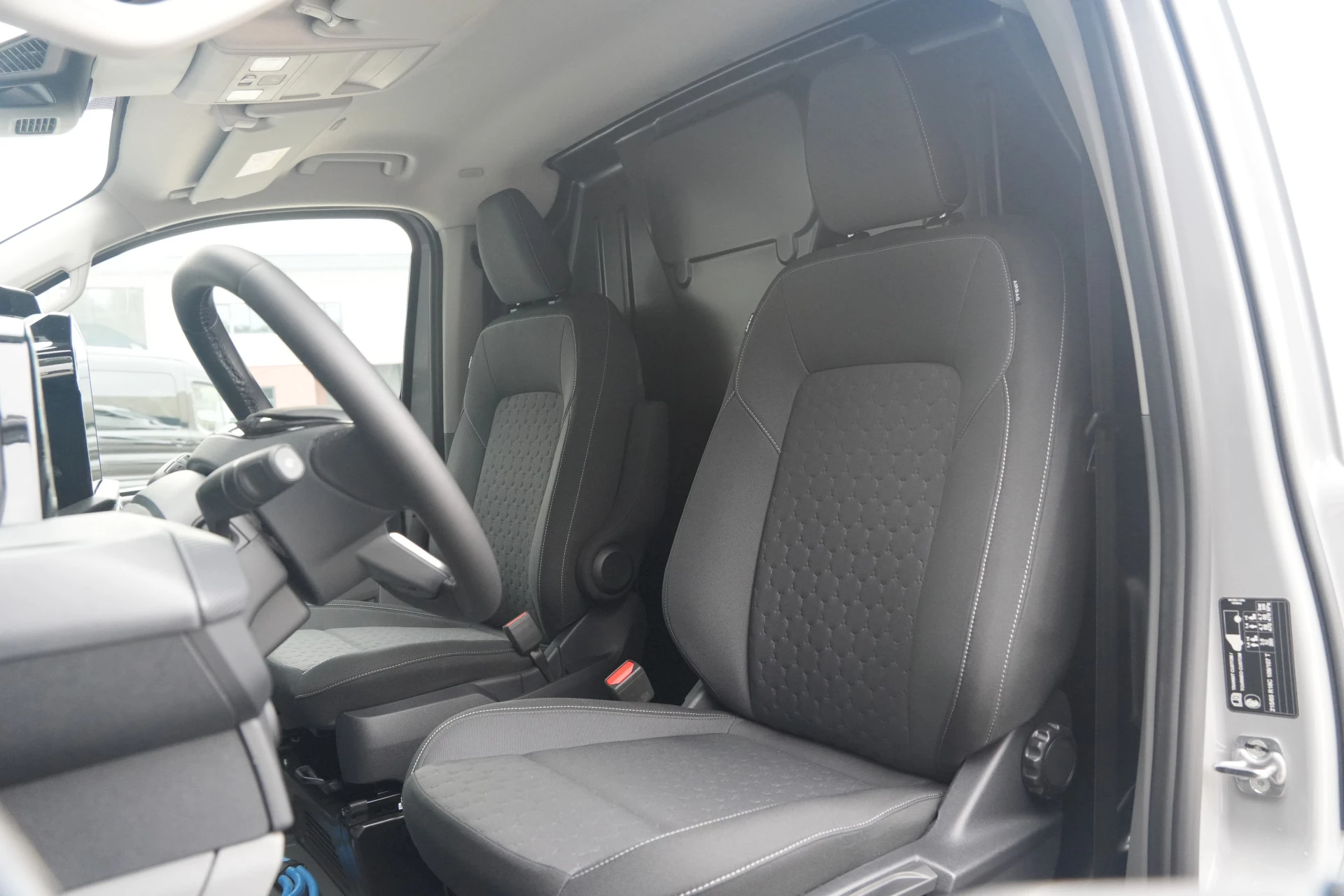 Hoofdafbeelding Ford E-Transit Custom