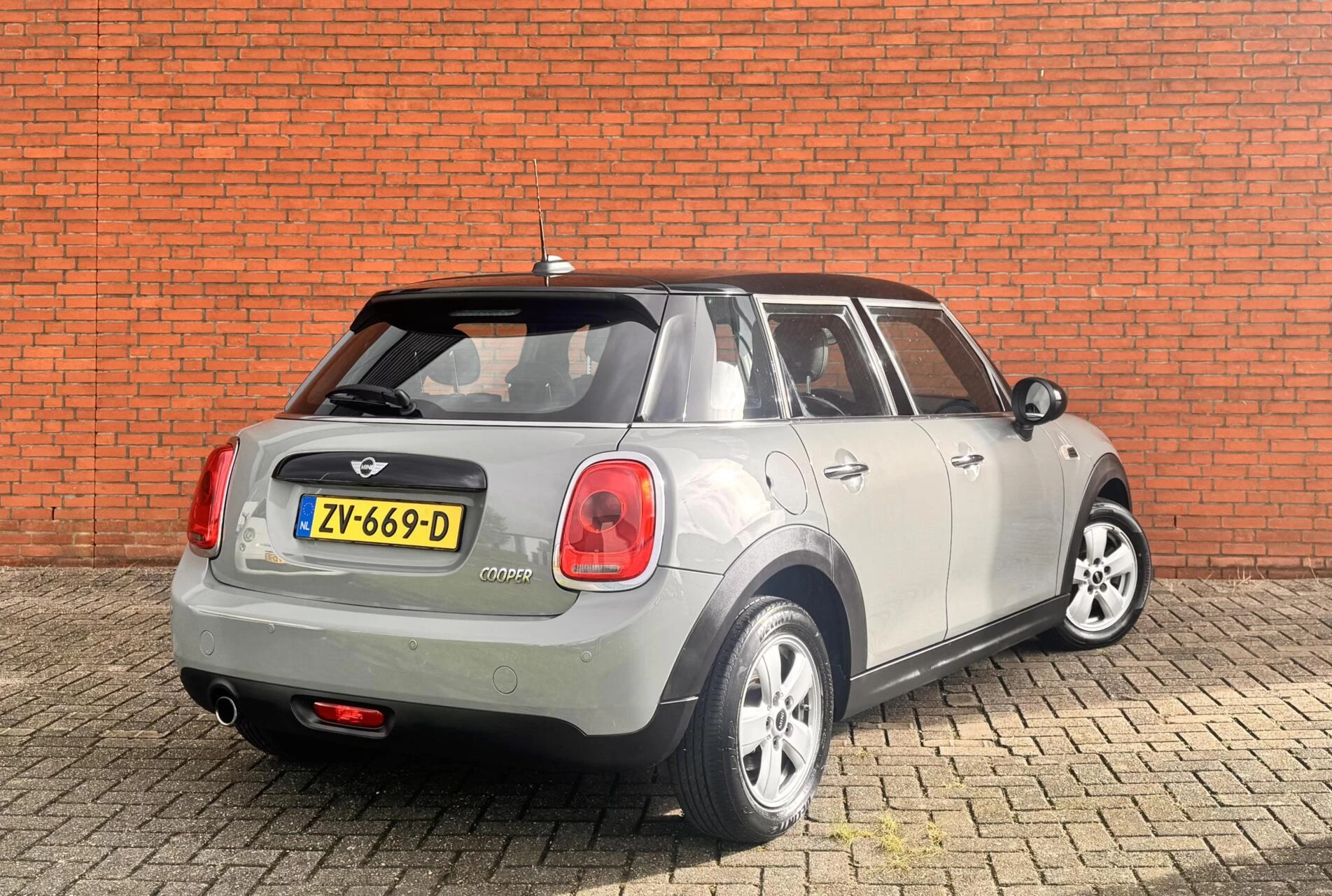 Hoofdafbeelding MINI Cooper