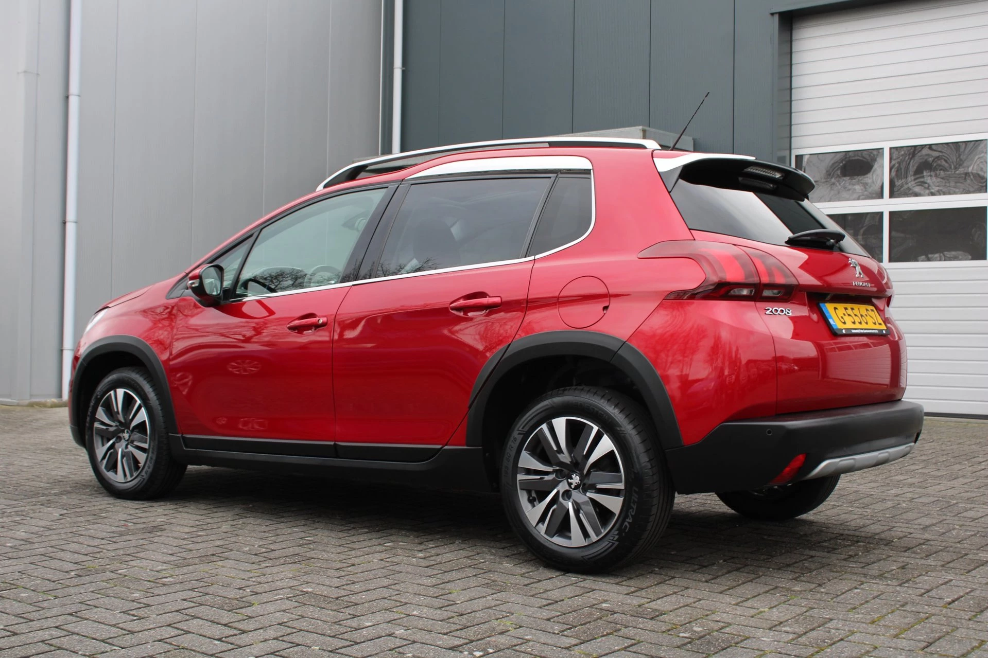Hoofdafbeelding Peugeot 2008