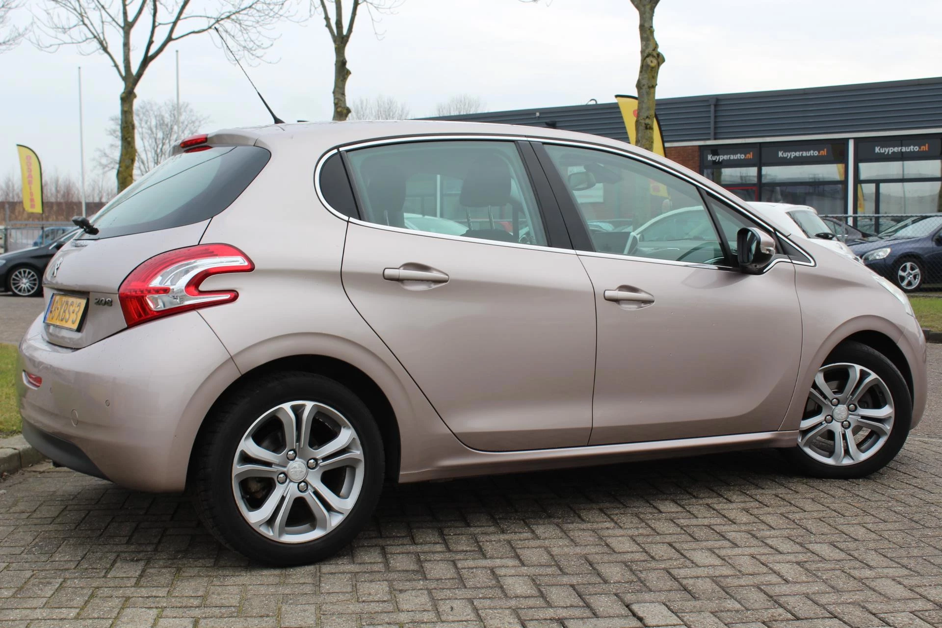 Hoofdafbeelding Peugeot 208