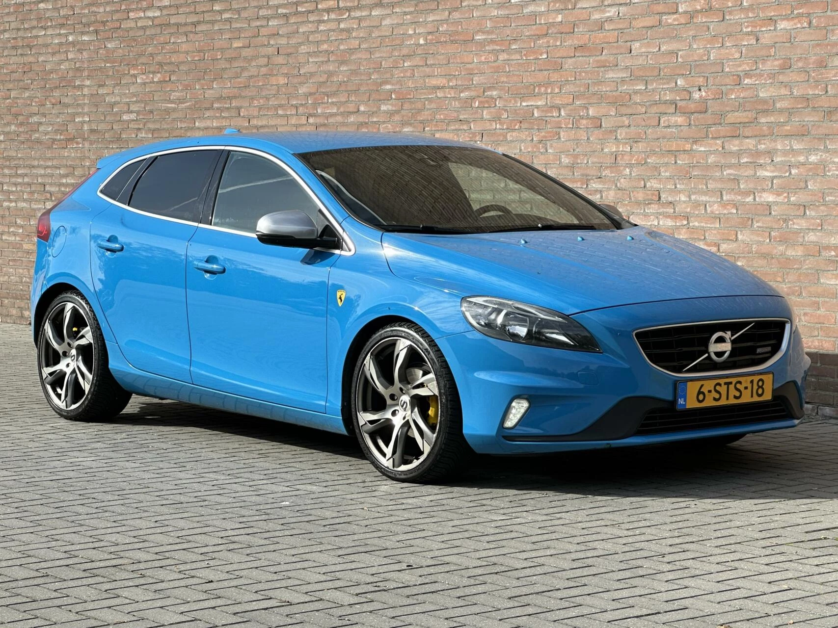 Hoofdafbeelding Volvo V40