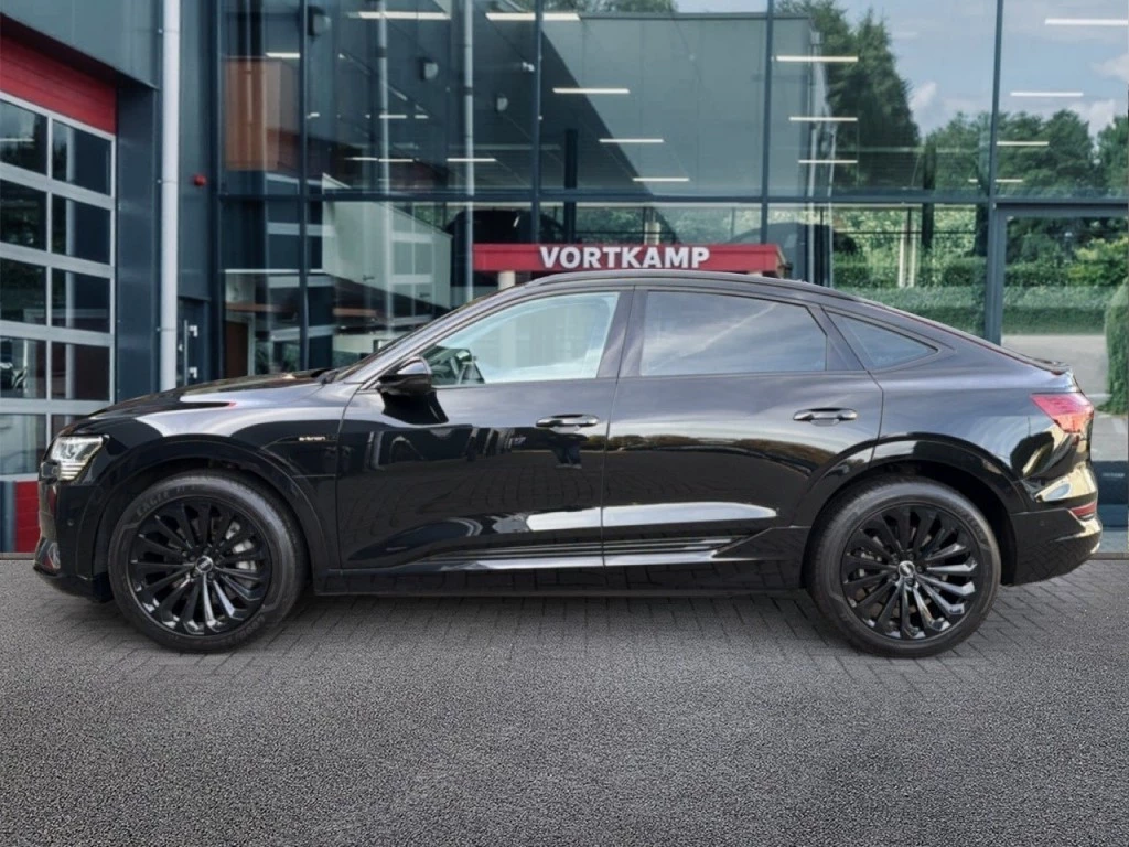 Hoofdafbeelding Audi e-tron